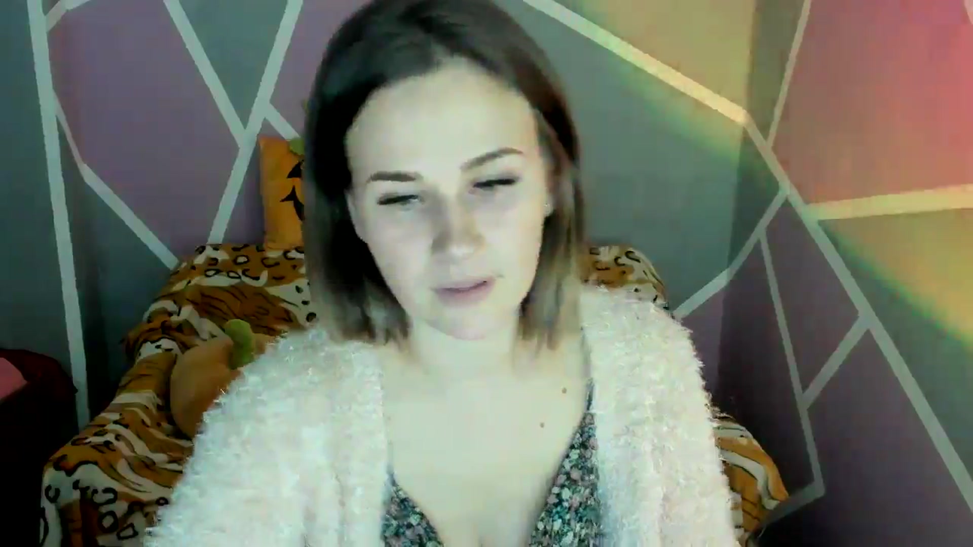 Gallery image thumbnail from Sexy_Ukr's myfreecams stream on, 10/28/2024, 18:28 image 8 of 20