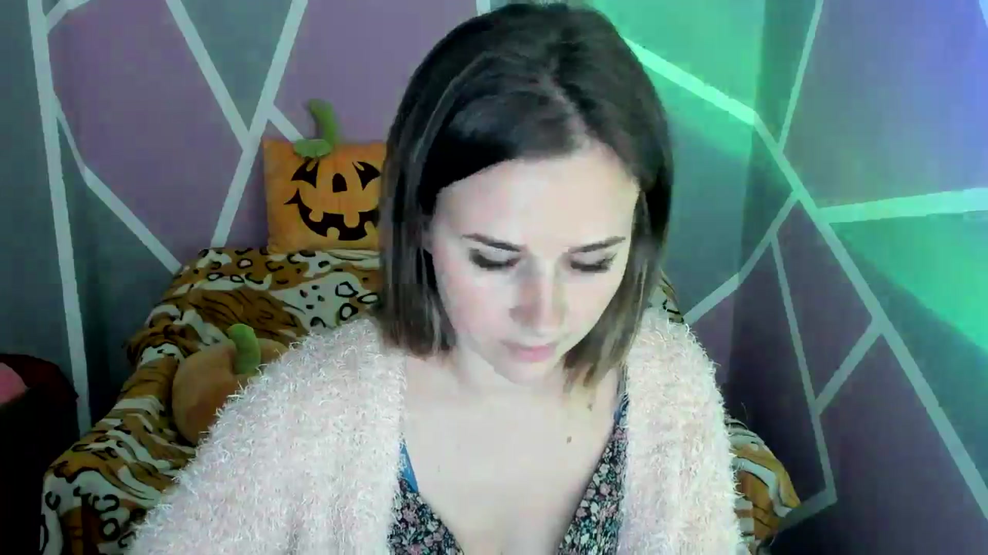 Gallery image thumbnail from Sexy_Ukr's myfreecams stream on, 10/28/2024, 18:28 image 9 of 20