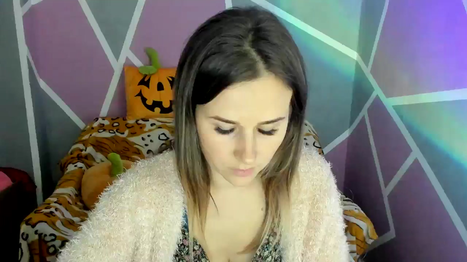 Gallery image thumbnail from Sexy_Ukr's myfreecams stream on, 10/28/2024, 18:28 image 6 of 20