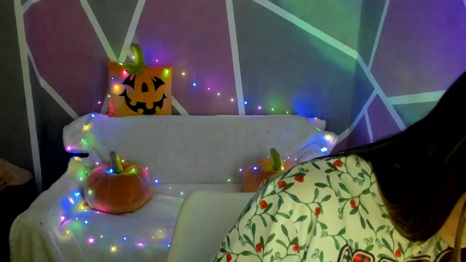 Gallery image thumbnail from Sexy_Ukr's myfreecams stream on, 10/30/2024, 15:43 image 15 of 20