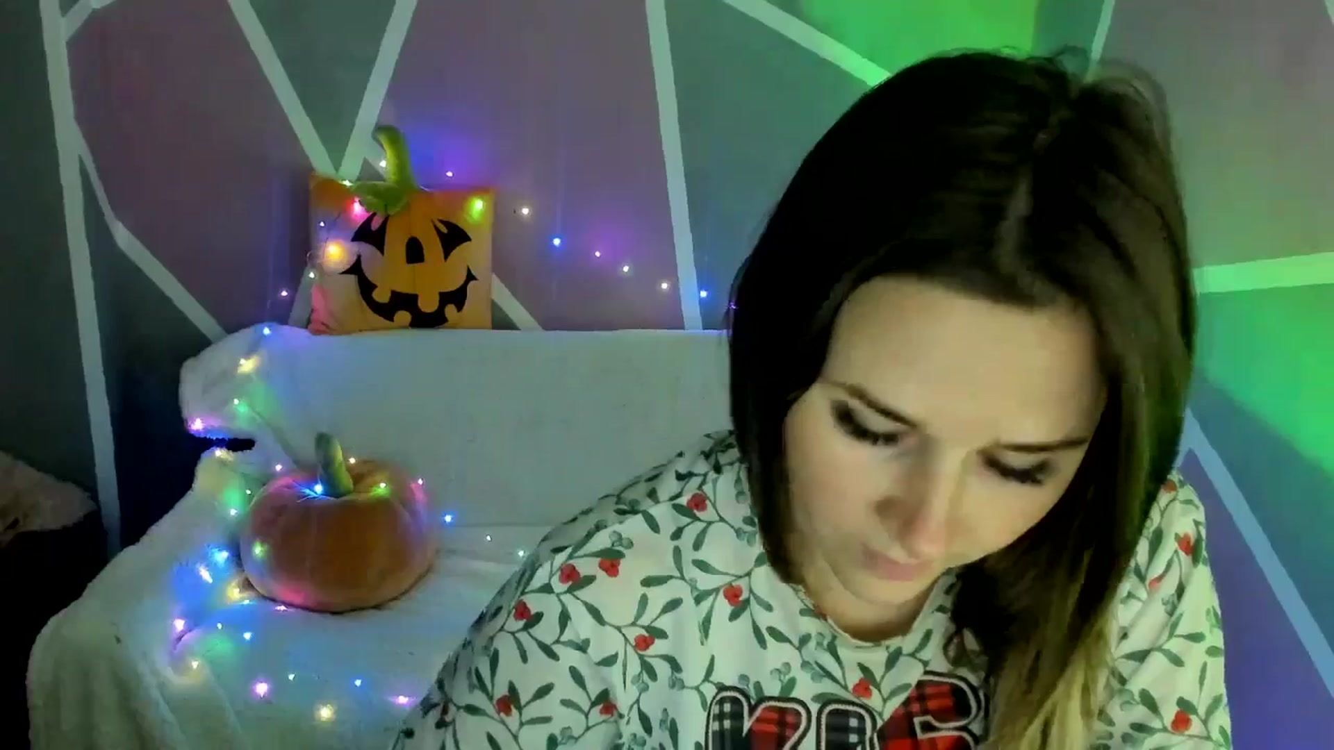 Gallery image thumbnail from Sexy_Ukr's myfreecams stream on, 10/30/2024, 15:43 image 4 of 20