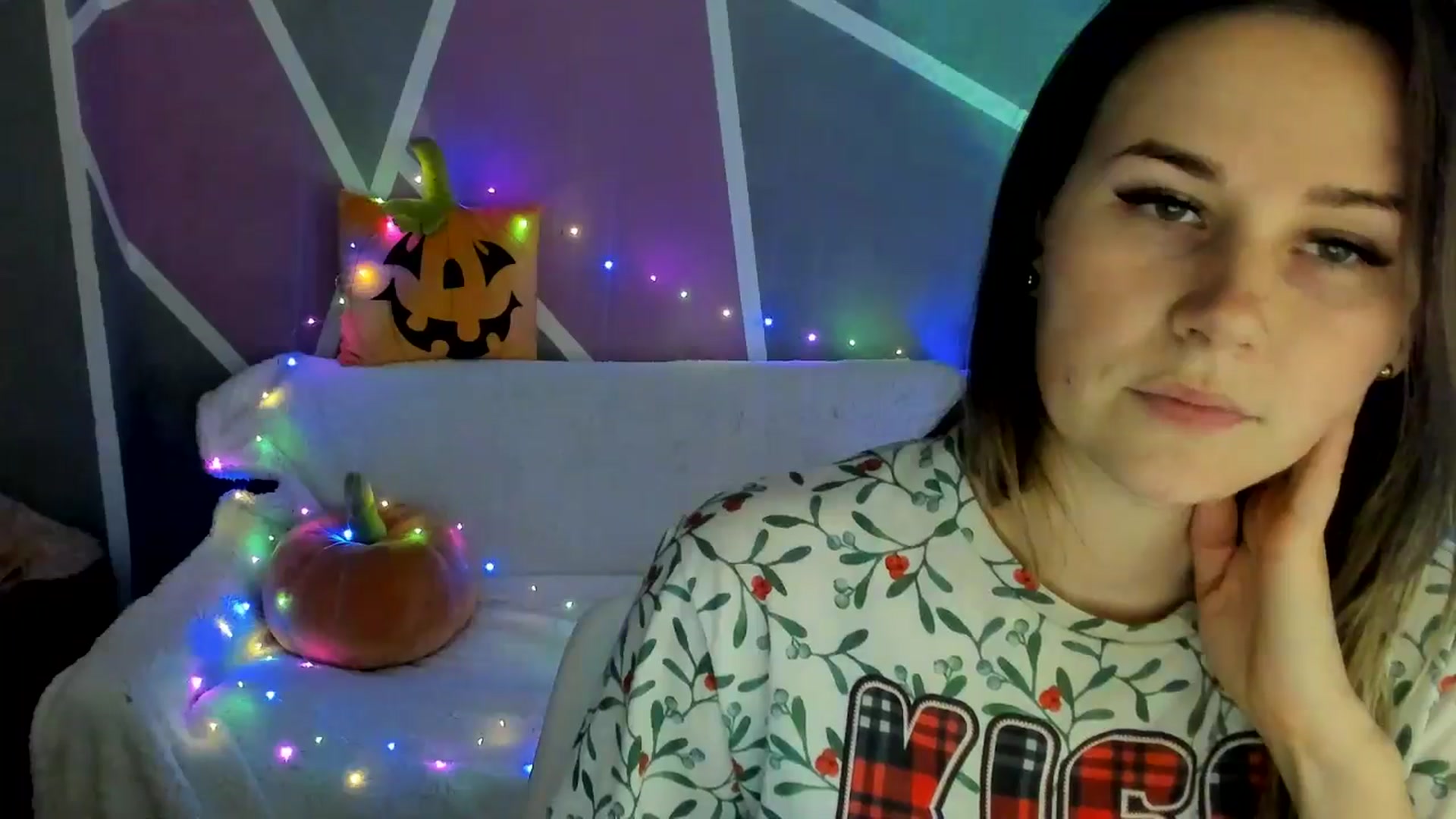 Gallery image thumbnail from Sexy_Ukr's myfreecams stream on, 10/30/2024, 15:43 image 12 of 20