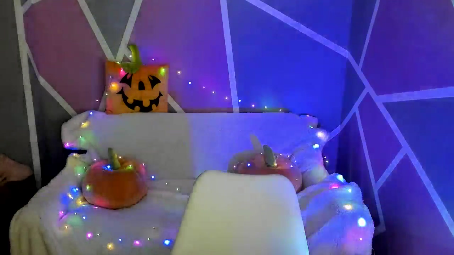 Gallery image thumbnail from Sexy_Ukr's myfreecams stream on, 10/30/2024, 17:14 image 3 of 20