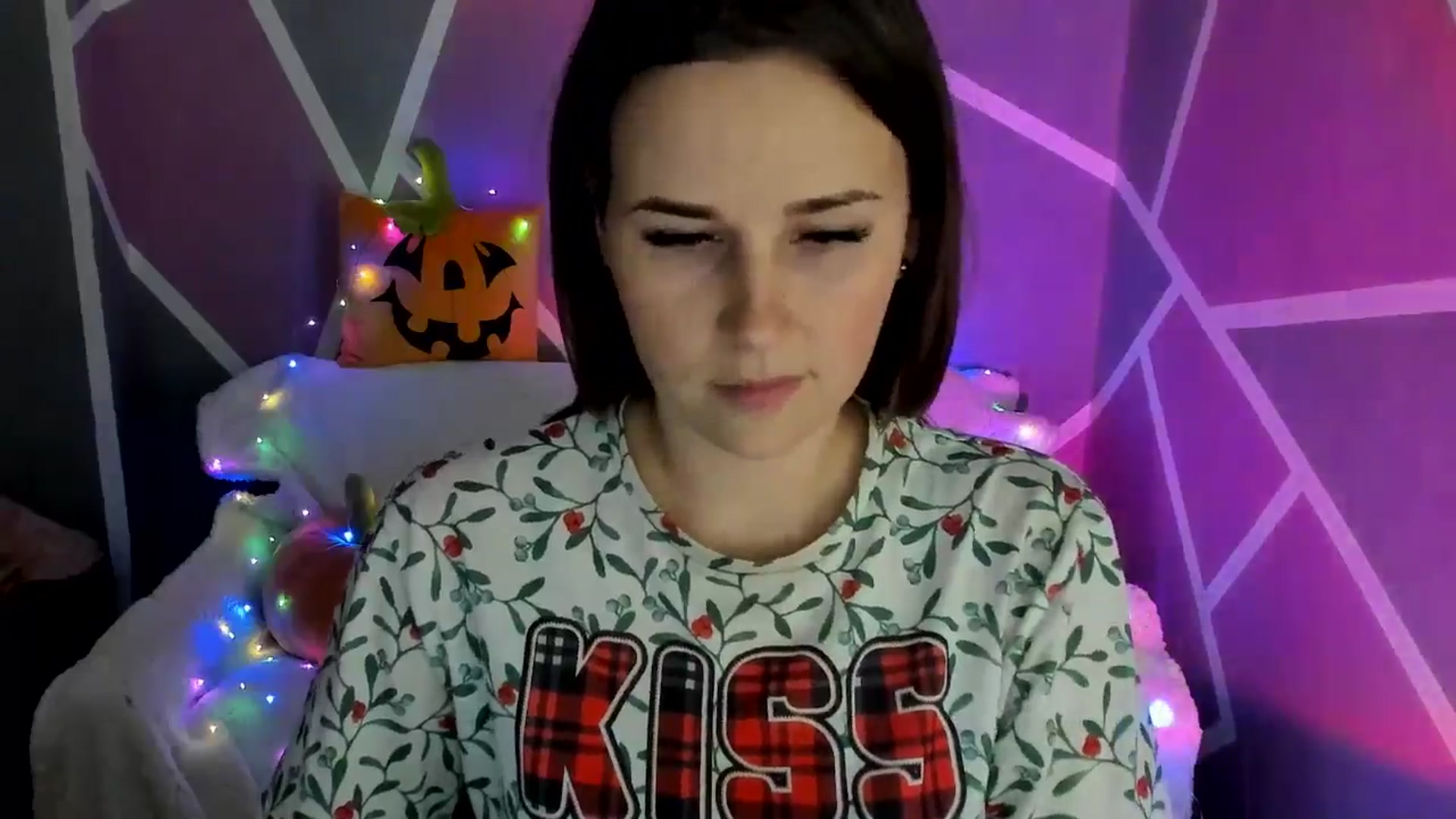 Gallery image thumbnail from Sexy_Ukr's myfreecams stream on, 10/30/2024, 17:14 image 15 of 20