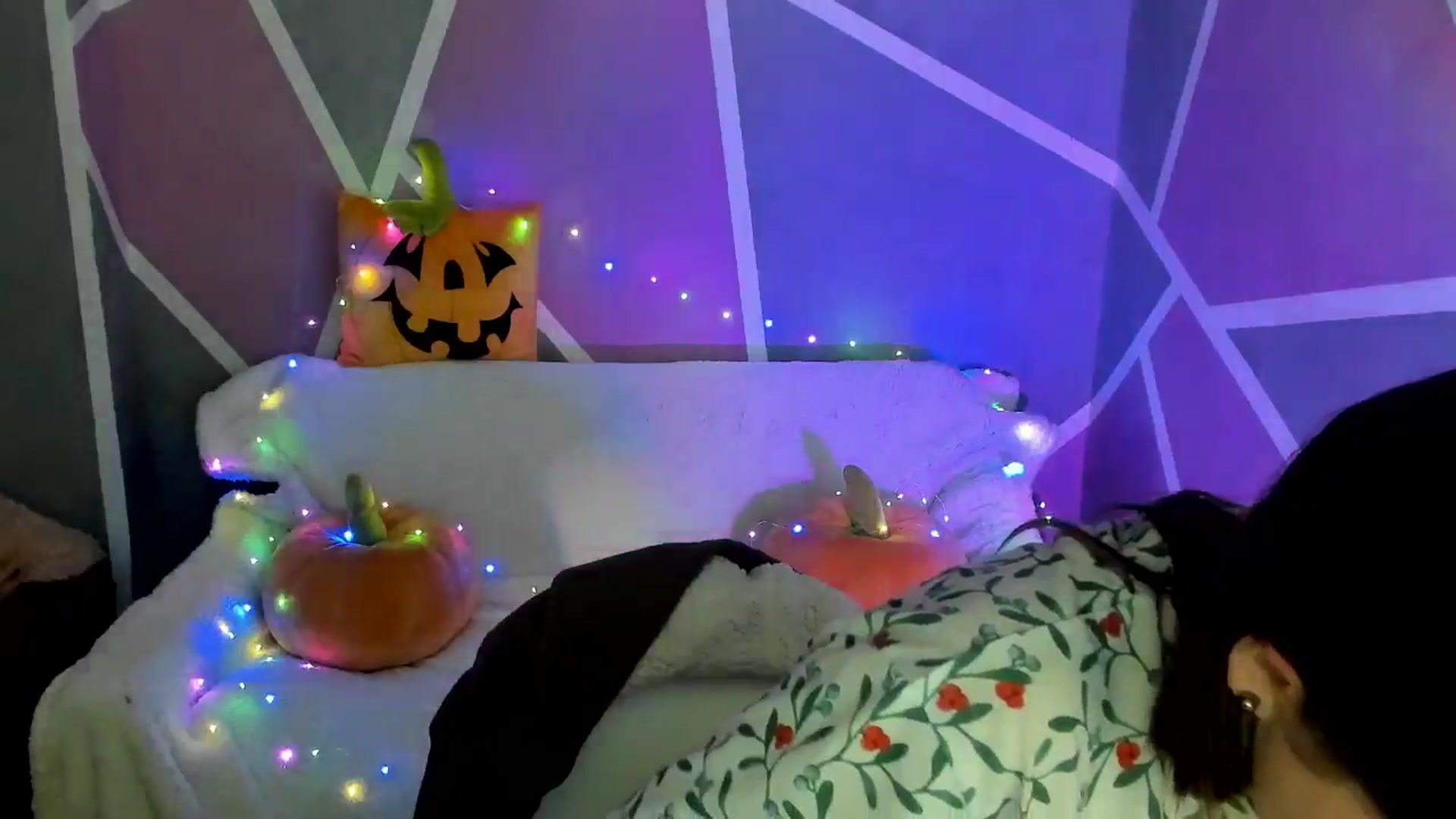 Gallery image thumbnail from Sexy_Ukr's myfreecams stream on, 10/30/2024, 17:14 image 13 of 20