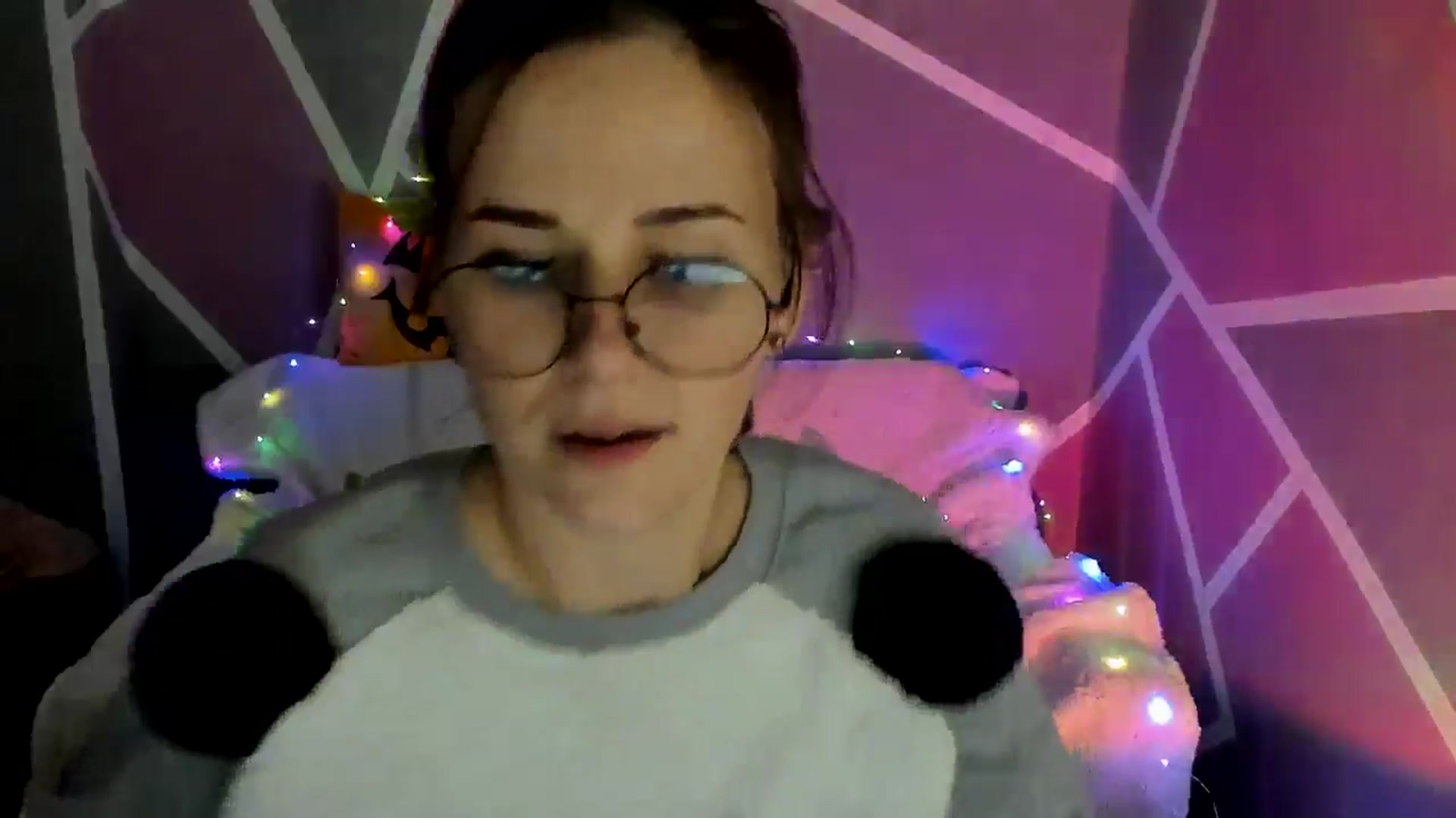 Gallery image thumbnail from Sexy_Ukr's myfreecams stream on, 10/31/2024, 18:03 image 7 of 20