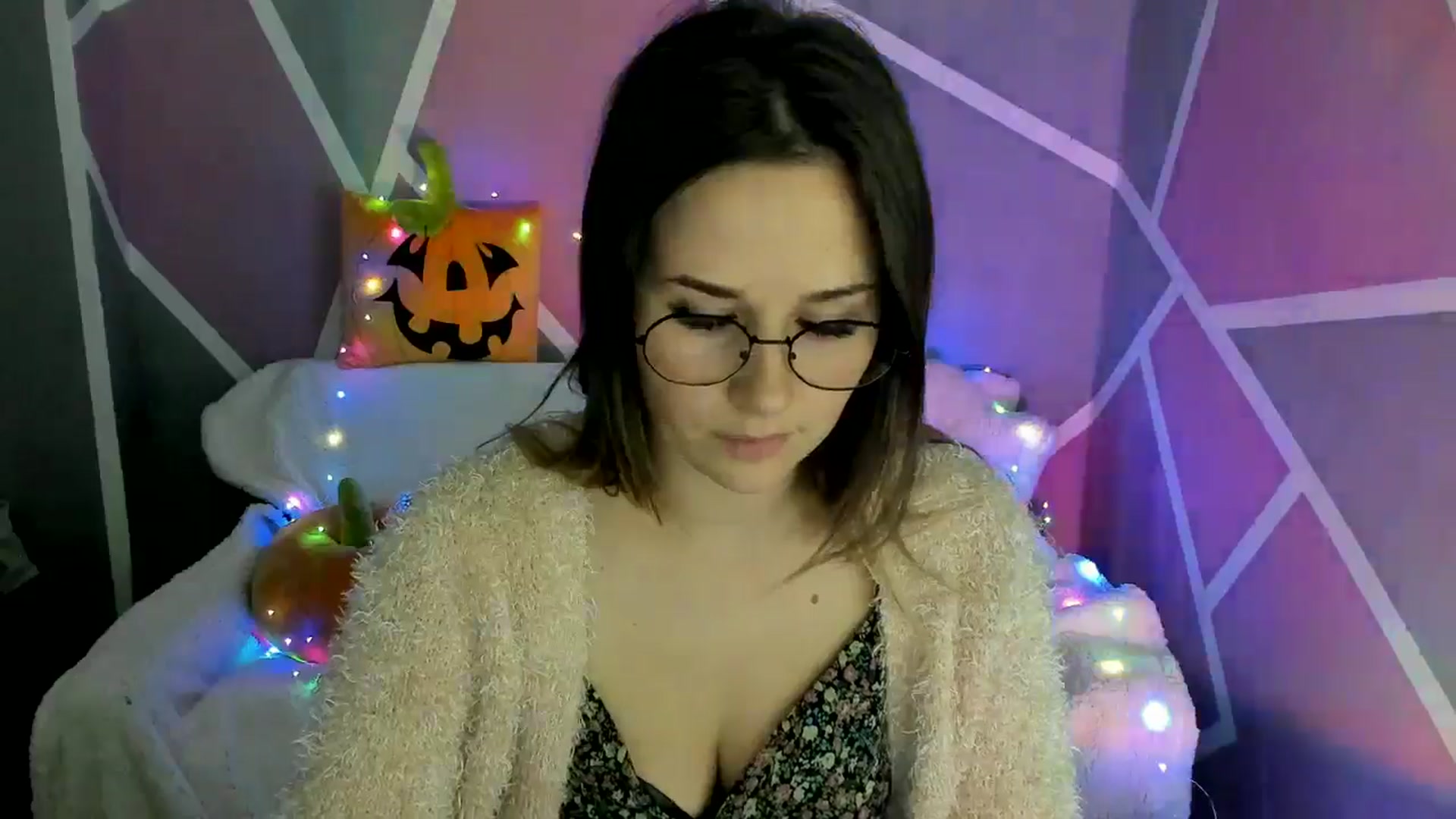 Gallery image thumbnail from Sexy_Ukr's myfreecams stream on, 11/02/2024, 16:02 image 6 of 20