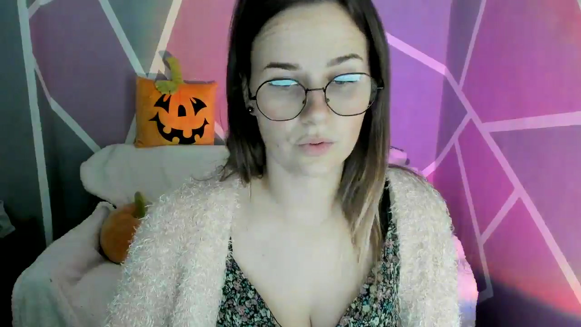 Gallery image thumbnail from Sexy_Ukr's myfreecams stream on, 11/02/2024, 17:10 image 16 of 20