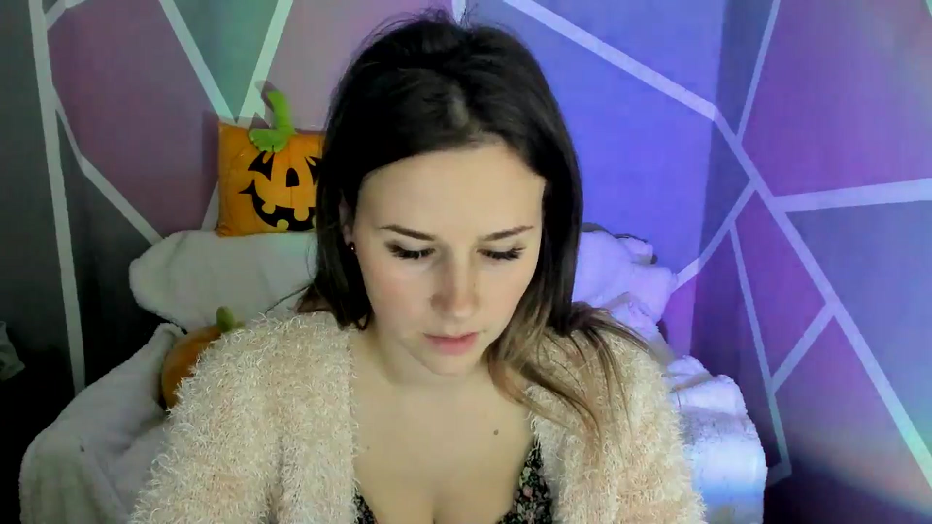 Gallery image thumbnail from Sexy_Ukr's myfreecams stream on, 11/02/2024, 17:10 image 8 of 20