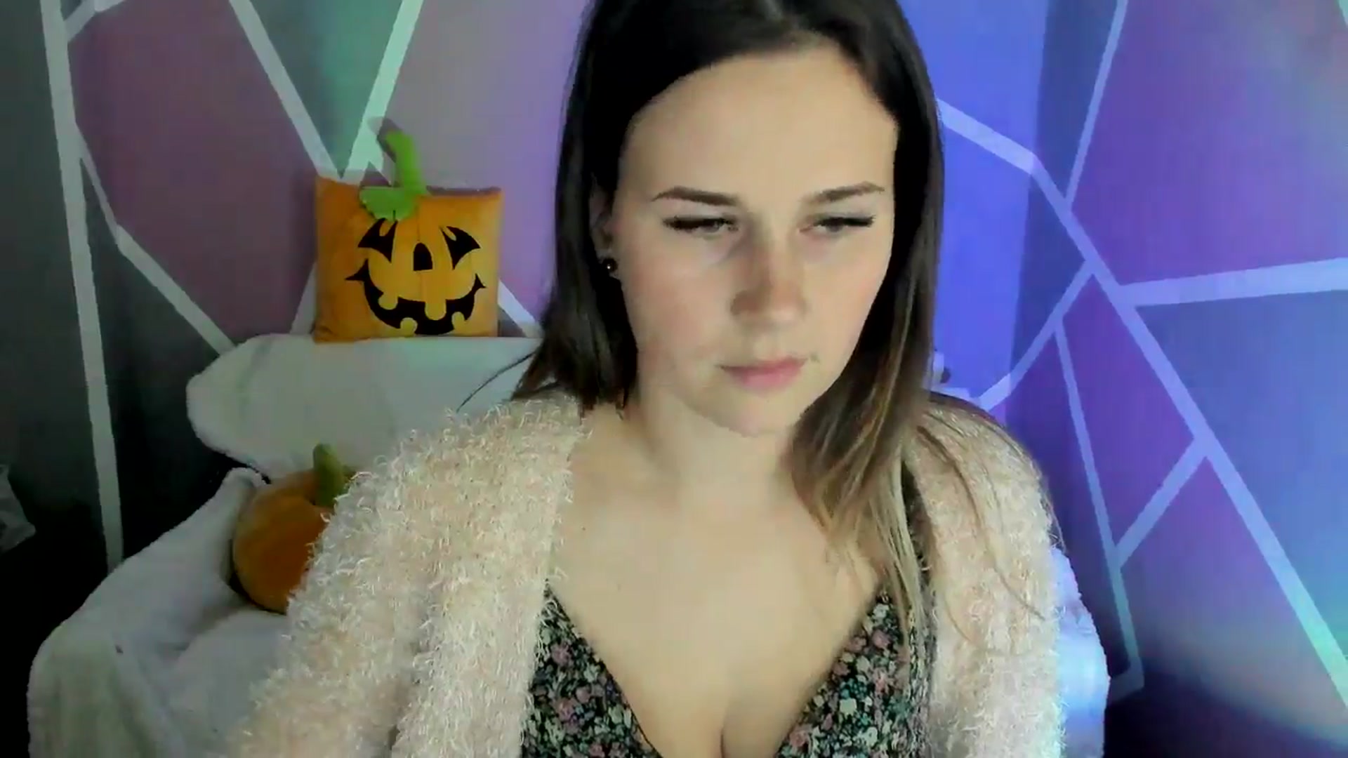 Gallery image thumbnail from Sexy_Ukr's myfreecams stream on, 11/02/2024, 17:10 image 10 of 20