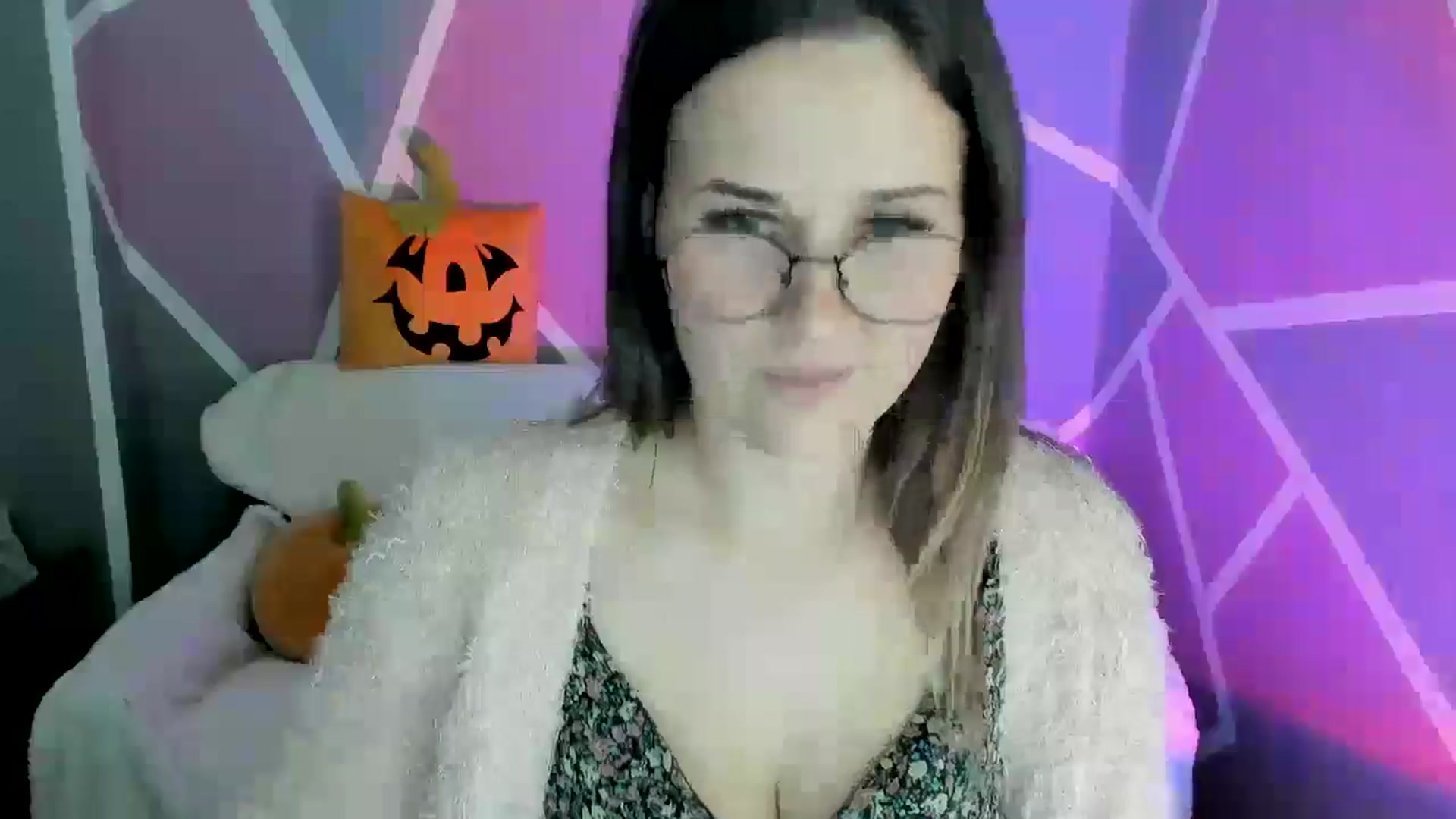 Gallery image thumbnail from Sexy_Ukr's myfreecams stream on, 11/02/2024, 17:10 image 18 of 20