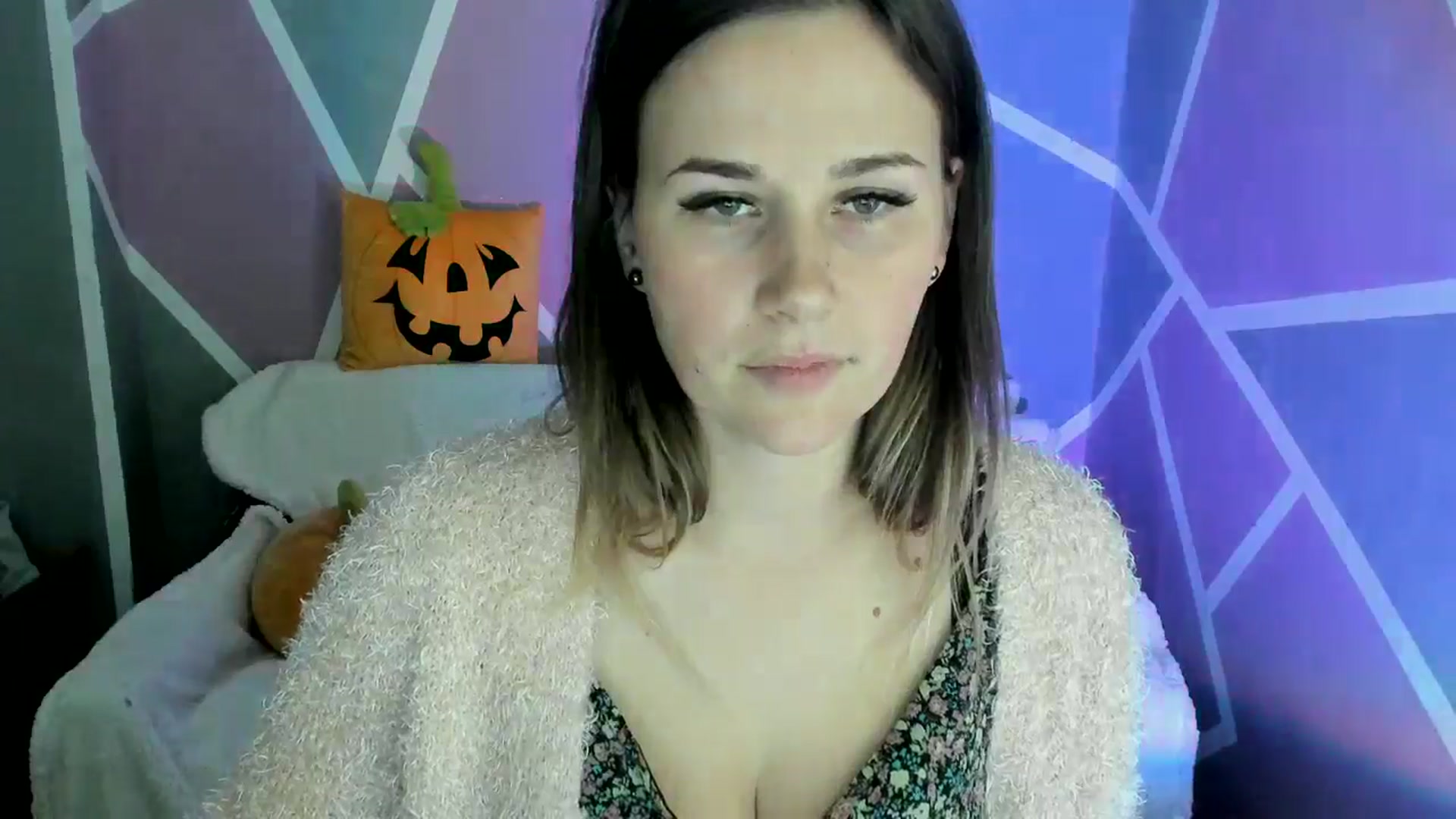Gallery image thumbnail from Sexy_Ukr's myfreecams stream on, 11/02/2024, 17:10 image 4 of 20