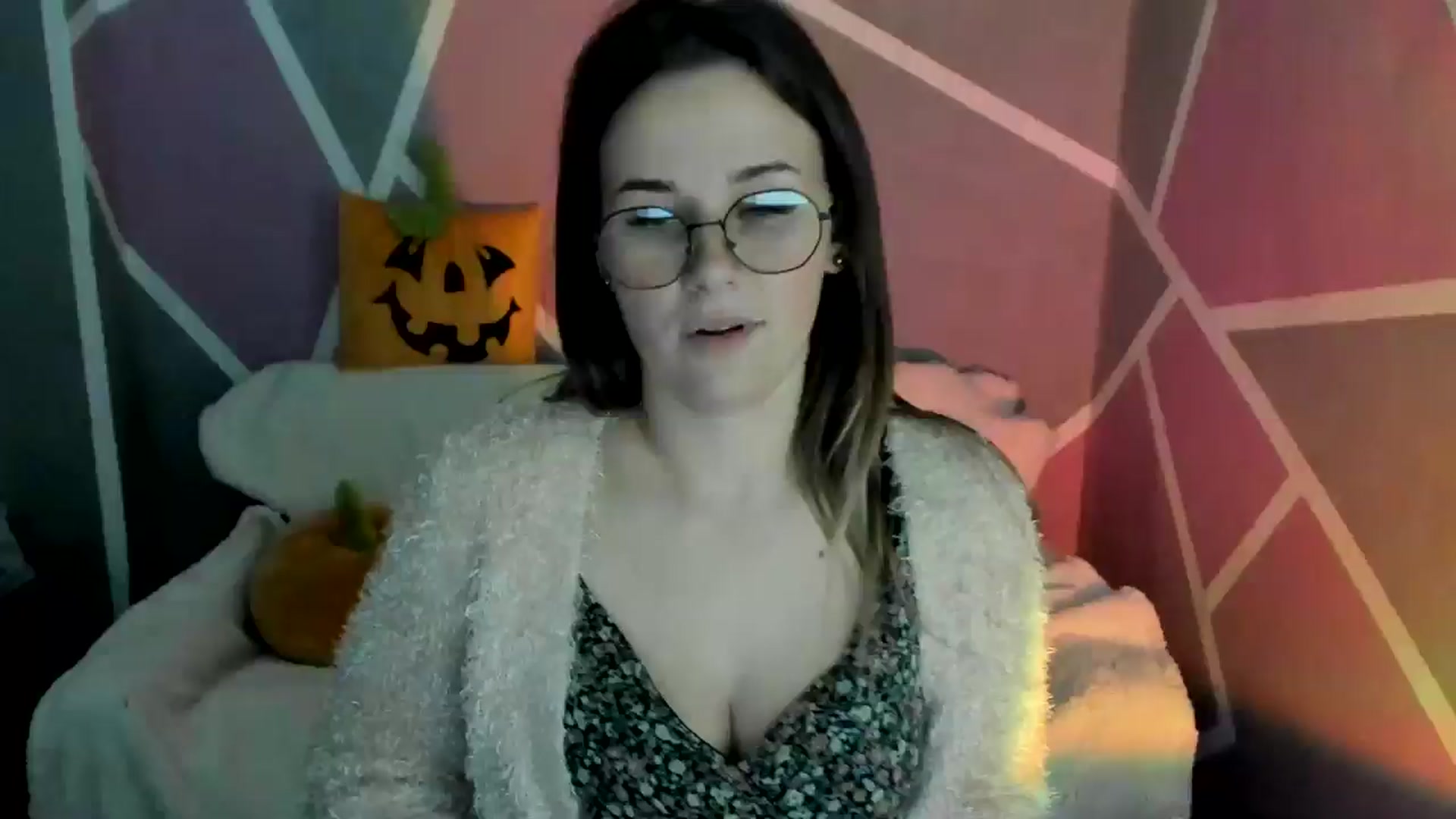 Gallery image thumbnail from Sexy_Ukr's myfreecams stream on, 11/02/2024, 17:10 image 11 of 20