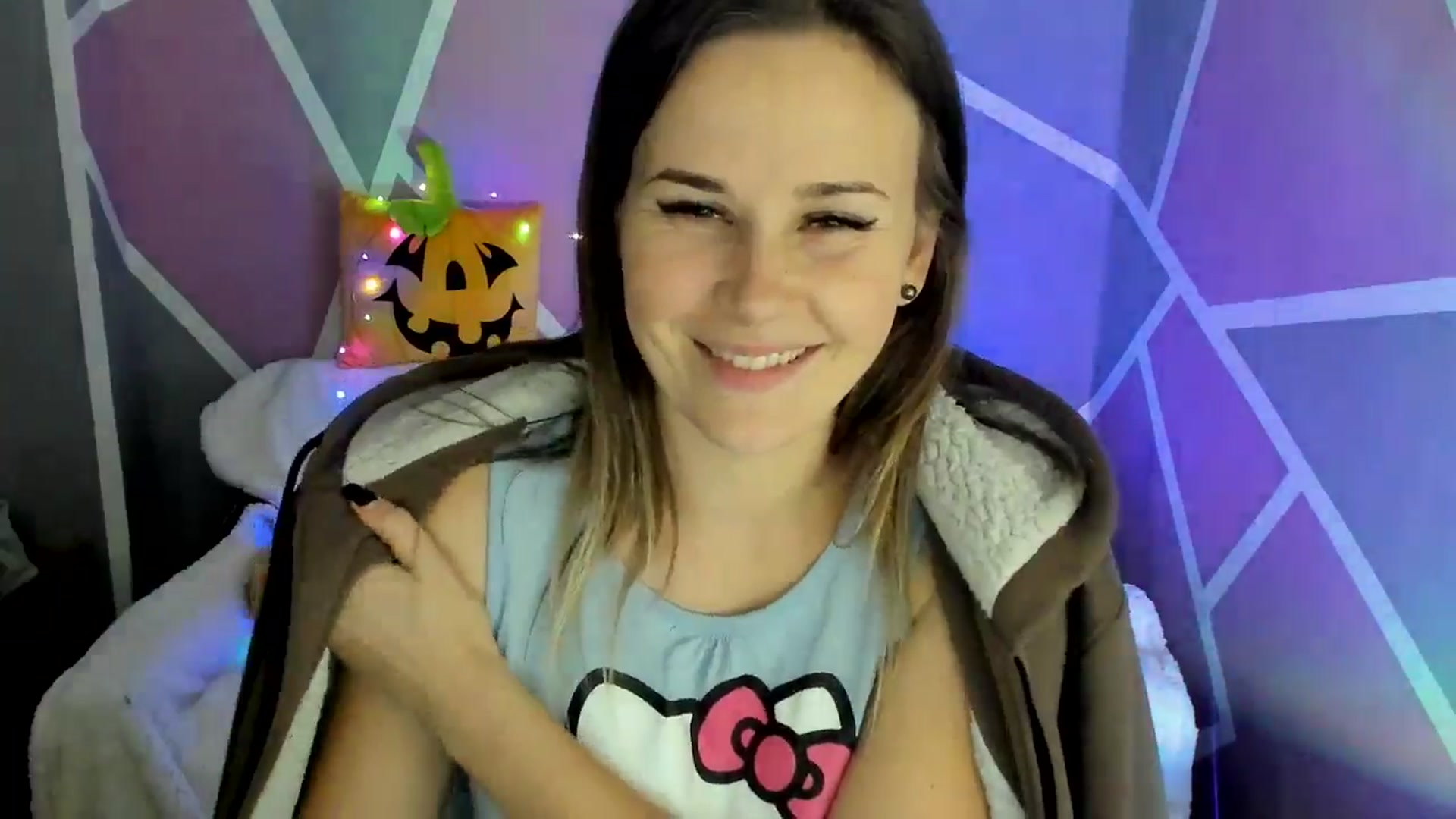 Gallery image thumbnail from Sexy_Ukr's myfreecams stream on, 11/05/2024, 17:18 image 6 of 20