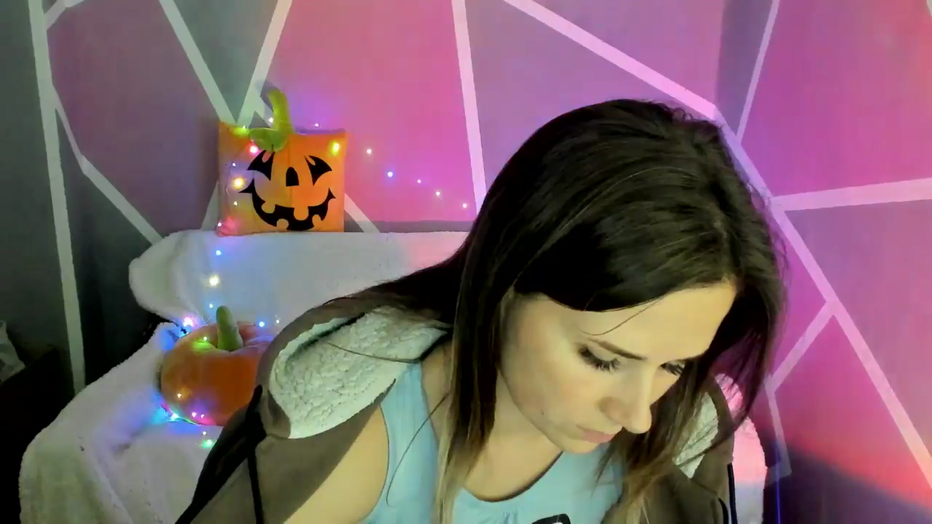 Gallery image thumbnail from Sexy_Ukr's myfreecams stream on, 11/05/2024, 17:18 image 10 of 20