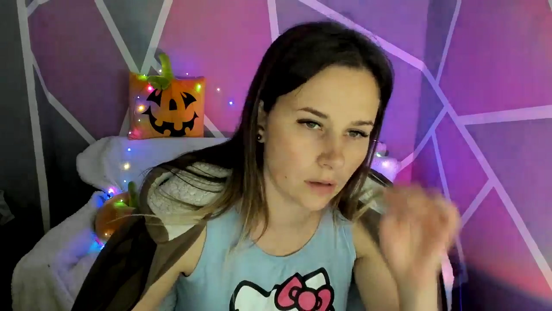 Gallery image thumbnail from Sexy_Ukr's myfreecams stream on, 11/05/2024, 17:18 image 3 of 20