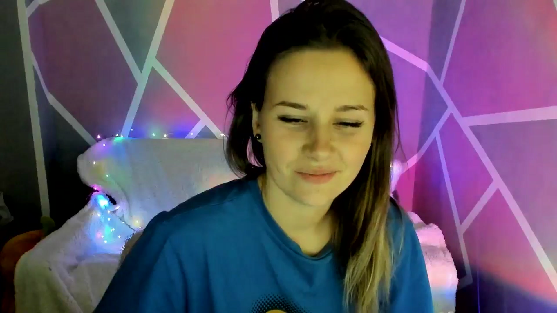 Gallery image thumbnail from Sexy_Ukr's myfreecams stream on, 11/11/2024, 17:46 image 16 of 20