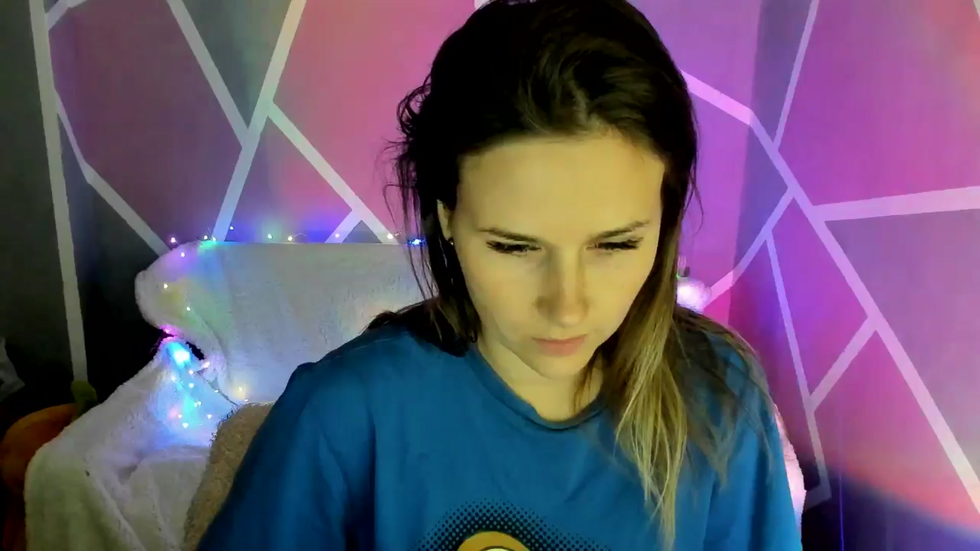 Gallery image thumbnail from Sexy_Ukr's myfreecams stream on, 11/11/2024, 17:46 image 12 of 20