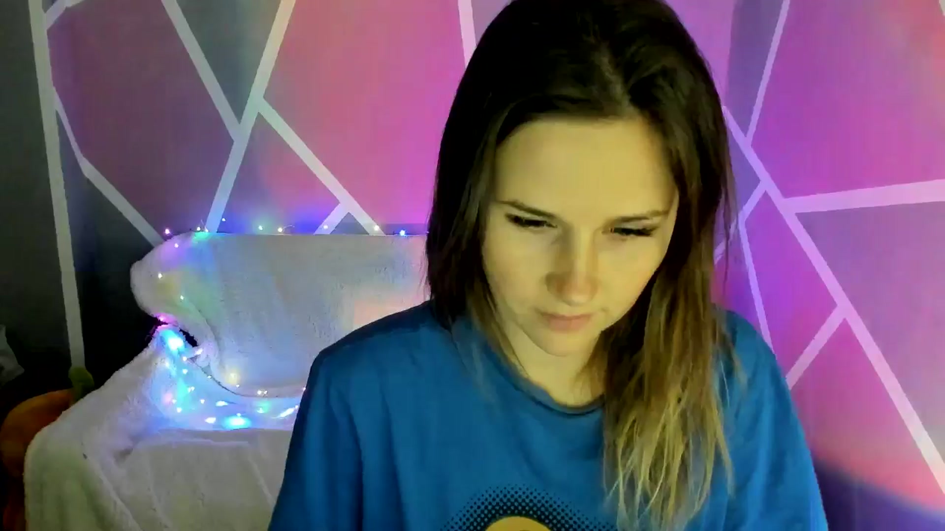 Gallery image thumbnail from Sexy_Ukr's myfreecams stream on, 11/11/2024, 17:46 image 8 of 20