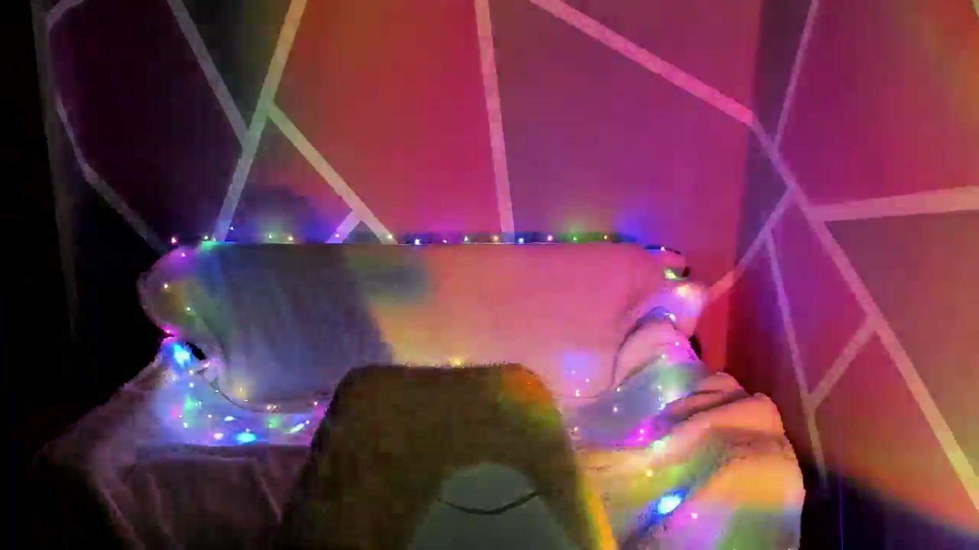 Gallery image thumbnail from Sexy_Ukr's myfreecams stream on, 11/11/2024, 17:46 image 18 of 20