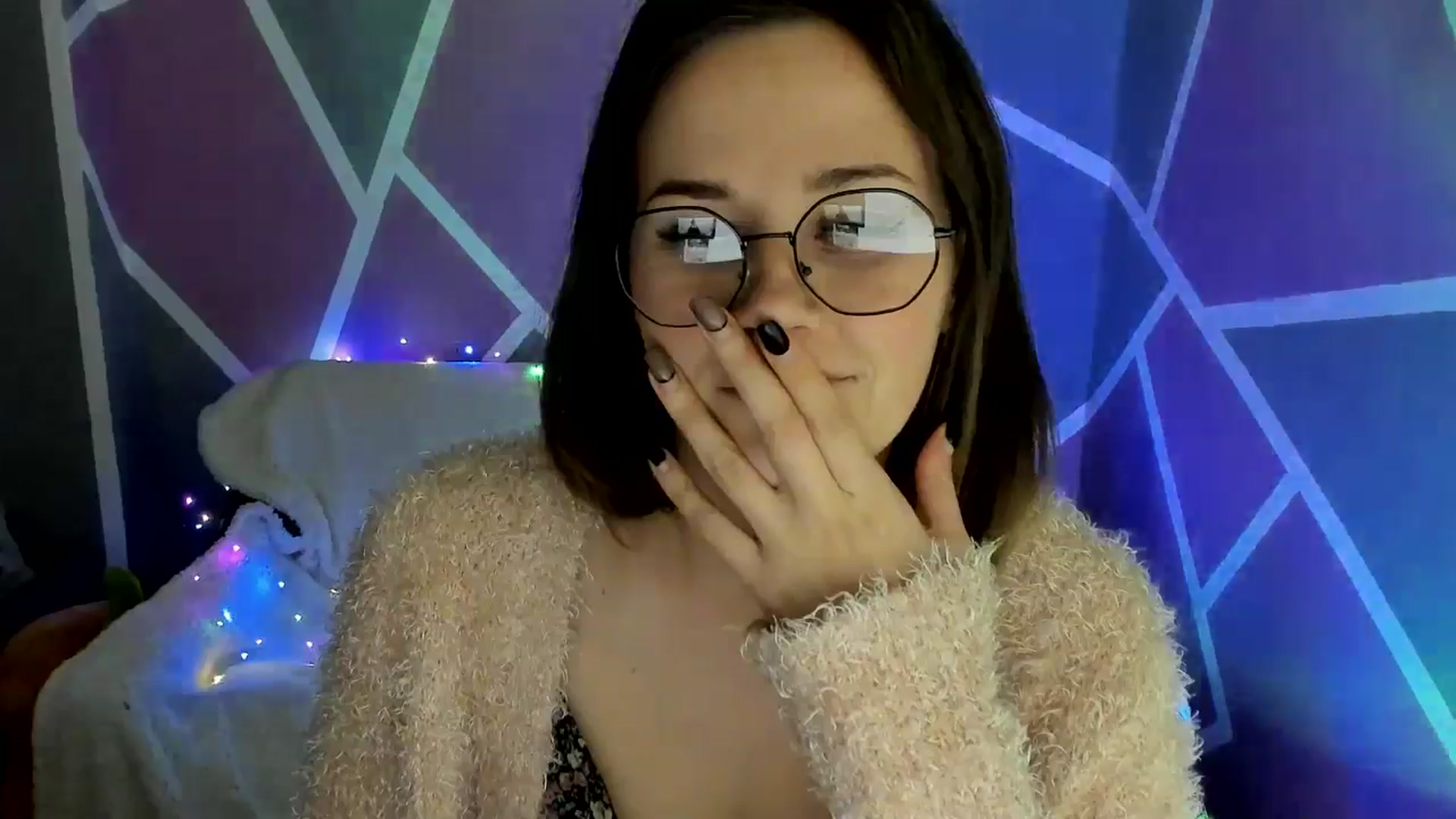 Gallery image thumbnail from Sexy_Ukr's myfreecams stream on, 11/12/2024, 17:25 image 11 of 20