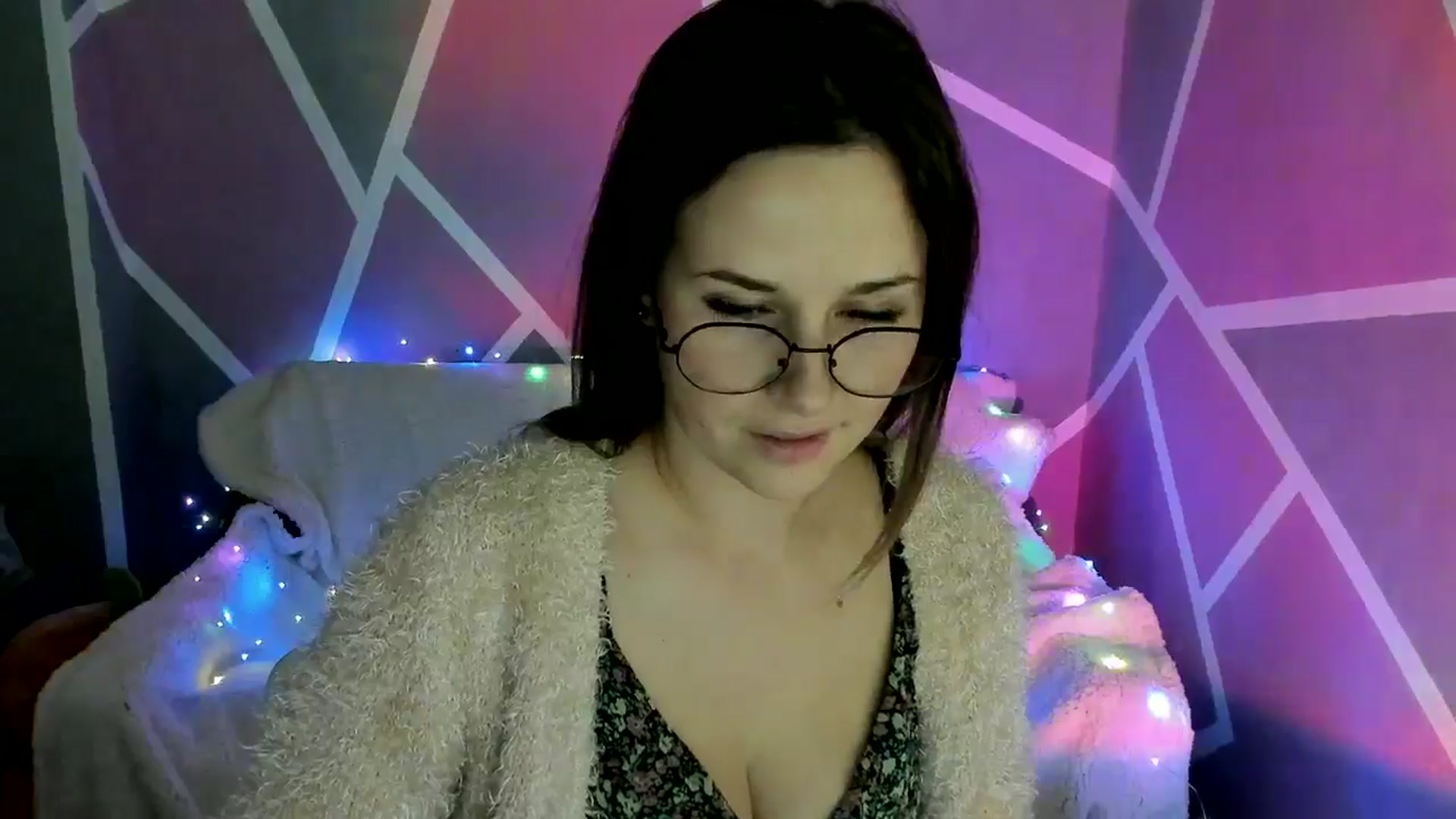 Gallery image thumbnail from Sexy_Ukr's myfreecams stream on, 11/12/2024, 17:52 image 5 of 20