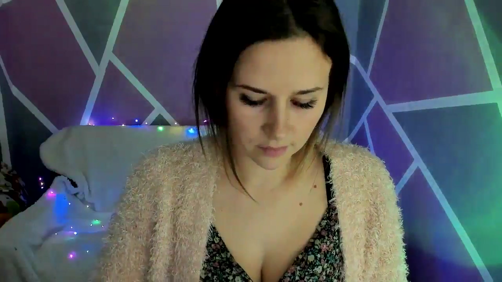 Gallery image thumbnail from Sexy_Ukr's myfreecams stream on, 11/16/2024, 18:17 image 19 of 20