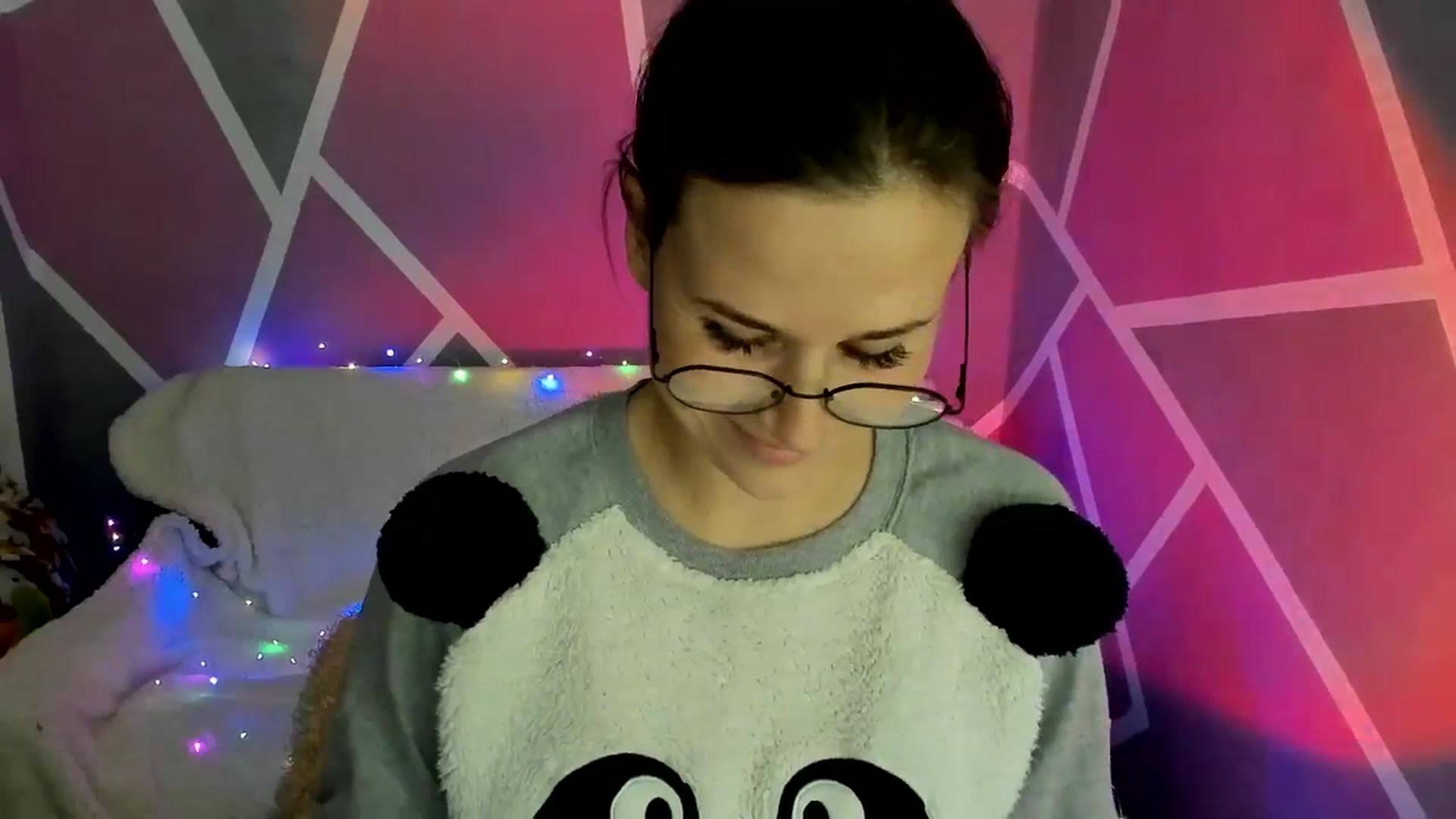 Gallery image thumbnail from Sexy_Ukr's myfreecams stream on, 11/20/2024, 17:50 image 5 of 20