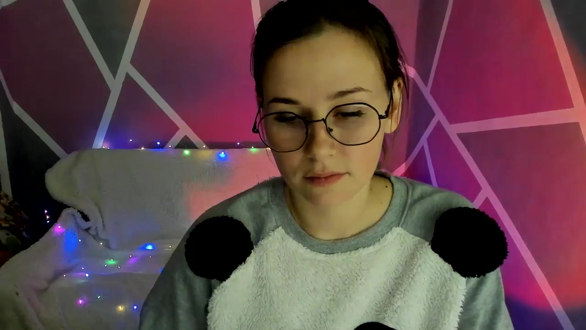Gallery image thumbnail from Sexy_Ukr's myfreecams stream on, 11/20/2024, 17:50 image 15 of 20