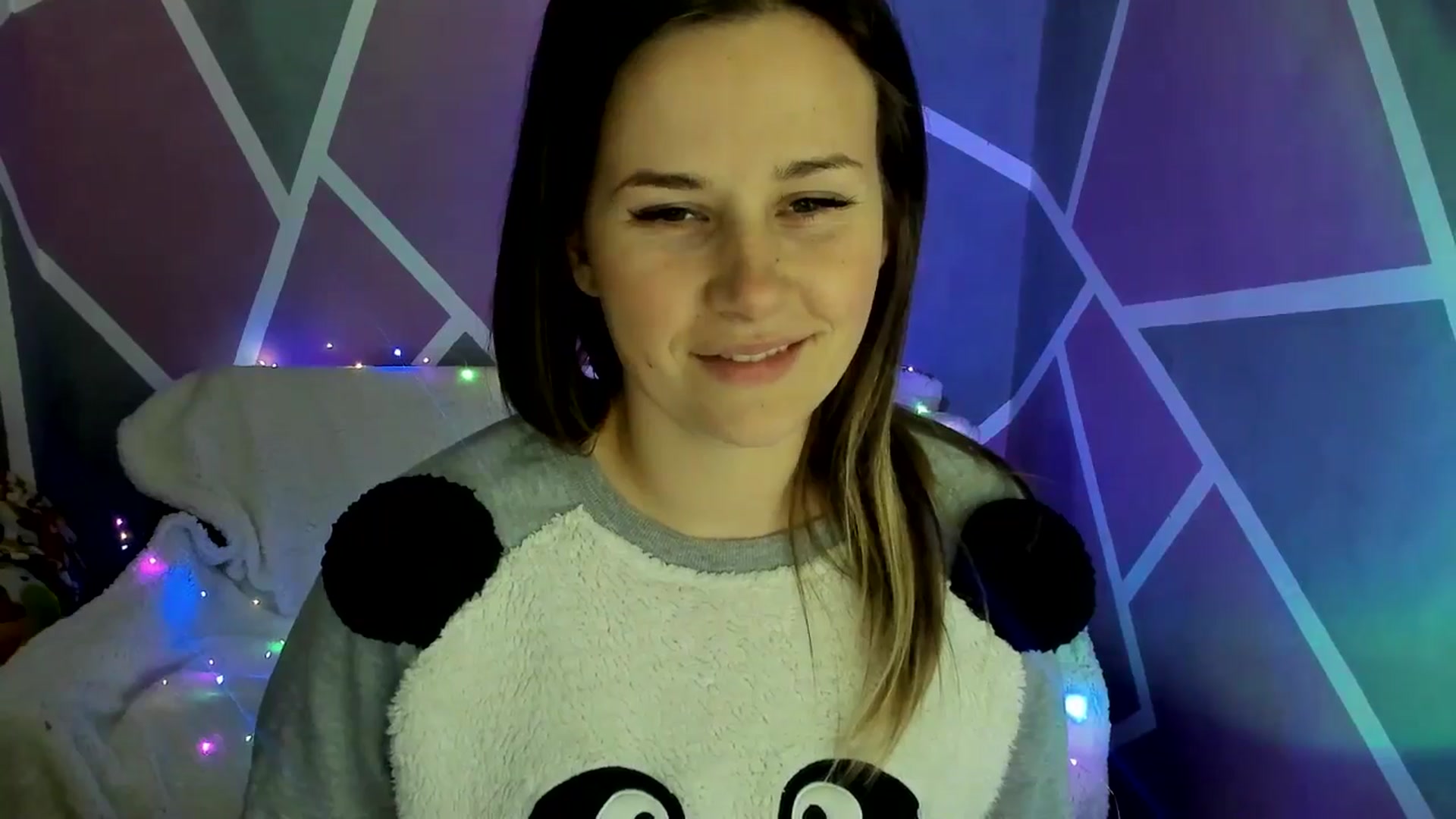 Gallery image thumbnail from Sexy_Ukr's myfreecams stream on, 11/25/2024, 16:18 image 7 of 20