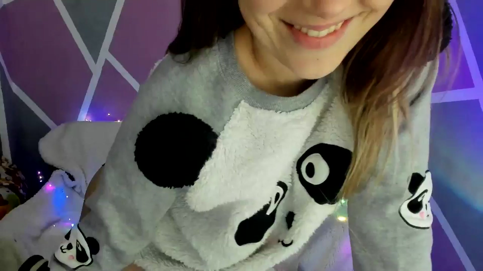 Gallery image thumbnail from Sexy_Ukr's myfreecams stream on, 11/25/2024, 18:05 image 3 of 20