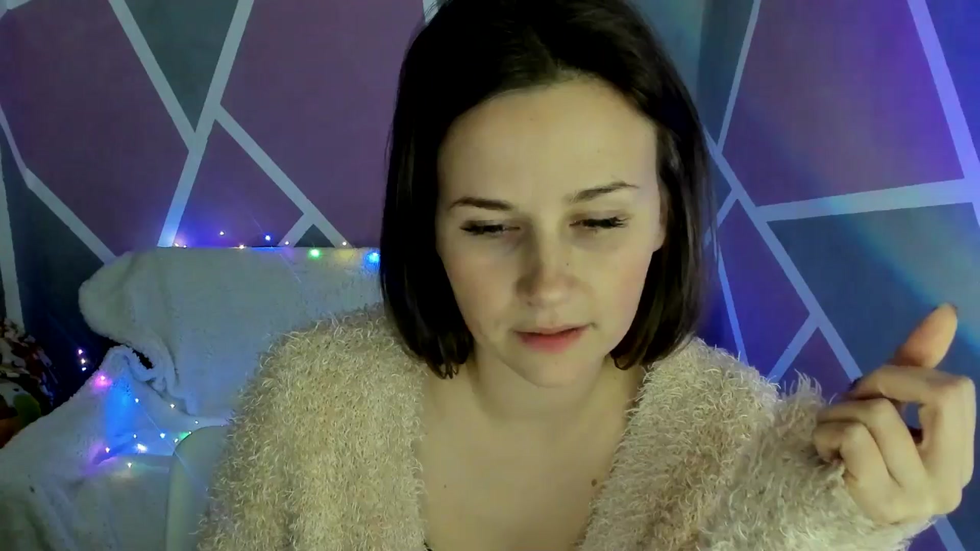 Gallery image thumbnail from Sexy_Ukr's myfreecams stream on, 11/25/2024, 18:05 image 10 of 20