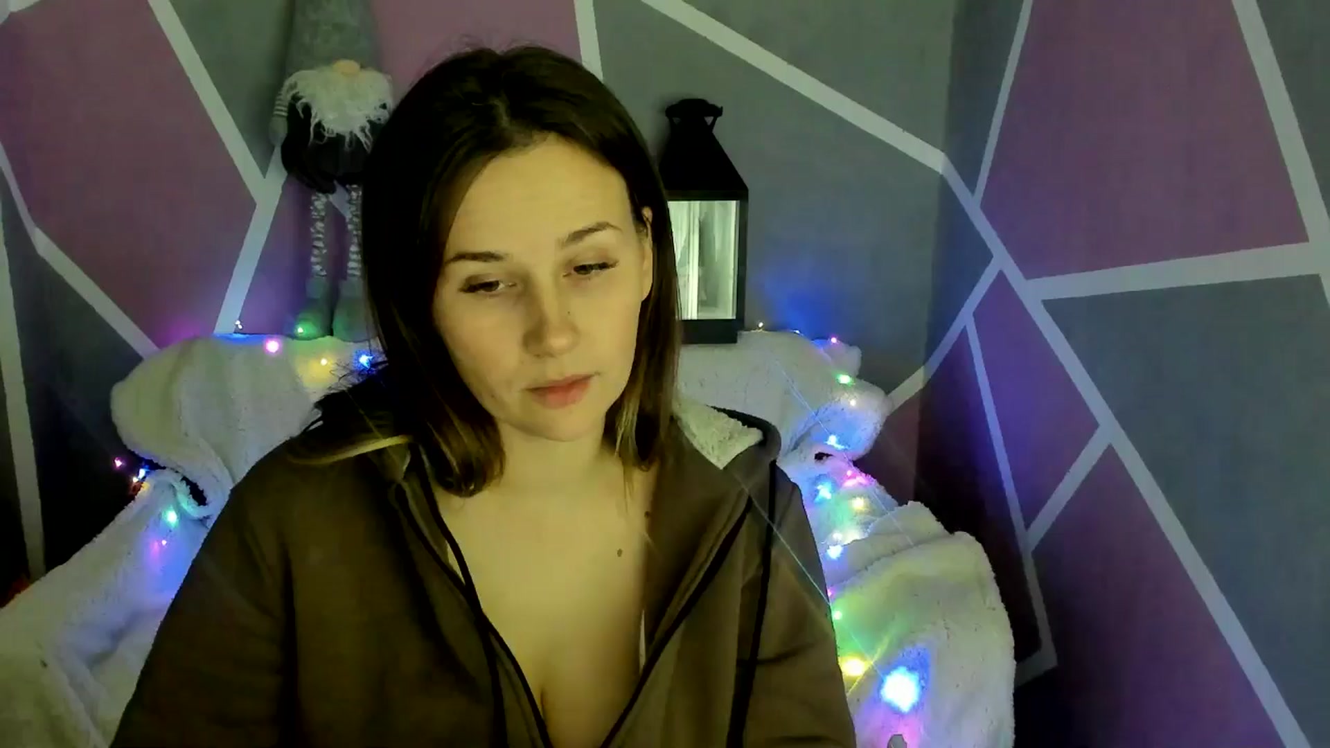 Gallery image thumbnail from Sexy_Ukr's myfreecams stream on, 12/01/2024, 17:01 image 18 of 20