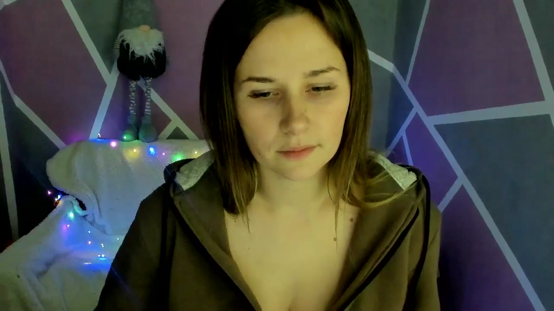 Gallery image thumbnail from Sexy_Ukr's myfreecams stream on, 12/01/2024, 17:20 image 15 of 20