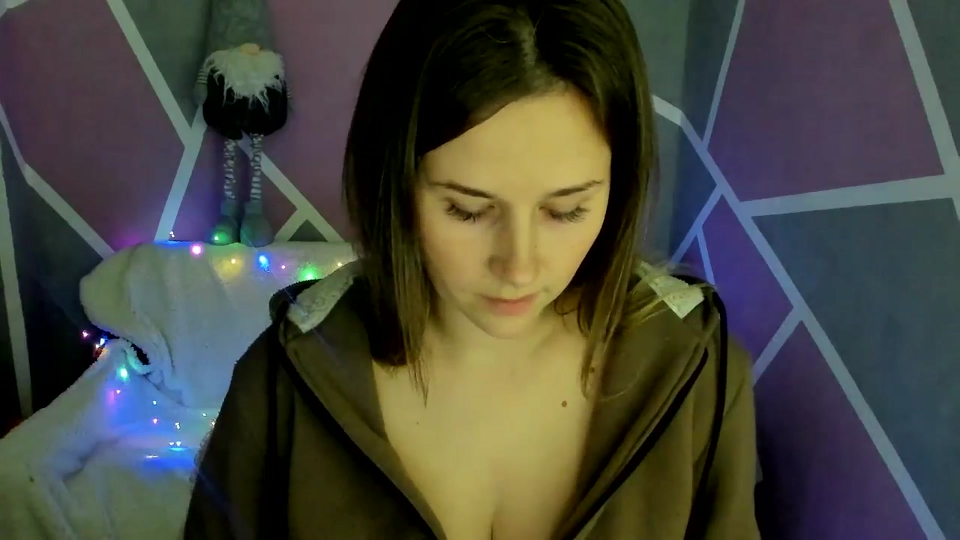 Gallery image thumbnail from Sexy_Ukr's myfreecams stream on, 12/01/2024, 17:20 image 9 of 20