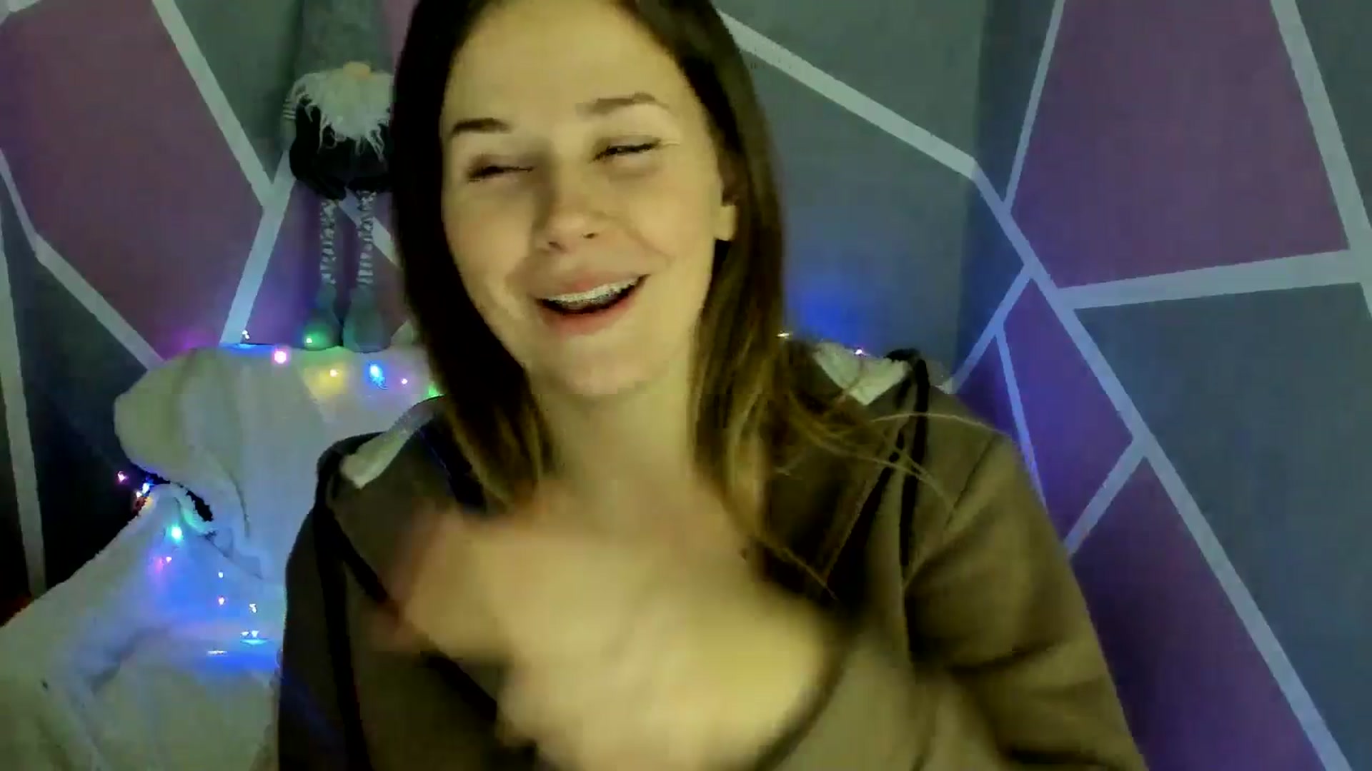 Gallery image thumbnail from Sexy_Ukr's myfreecams stream on, 12/01/2024, 17:20 image 20 of 20