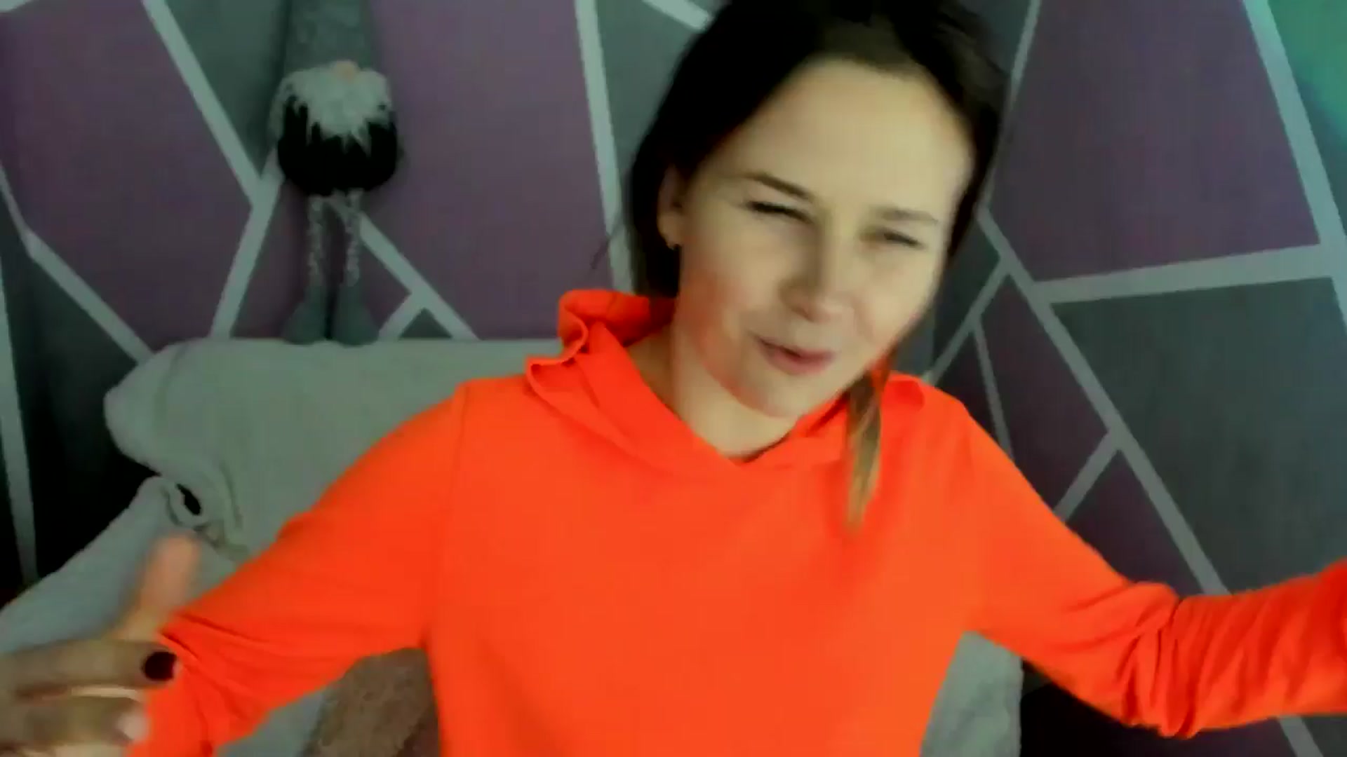 Gallery image thumbnail from Sexy_Ukr's myfreecams stream on, 12/04/2024, 18:16 image 16 of 20