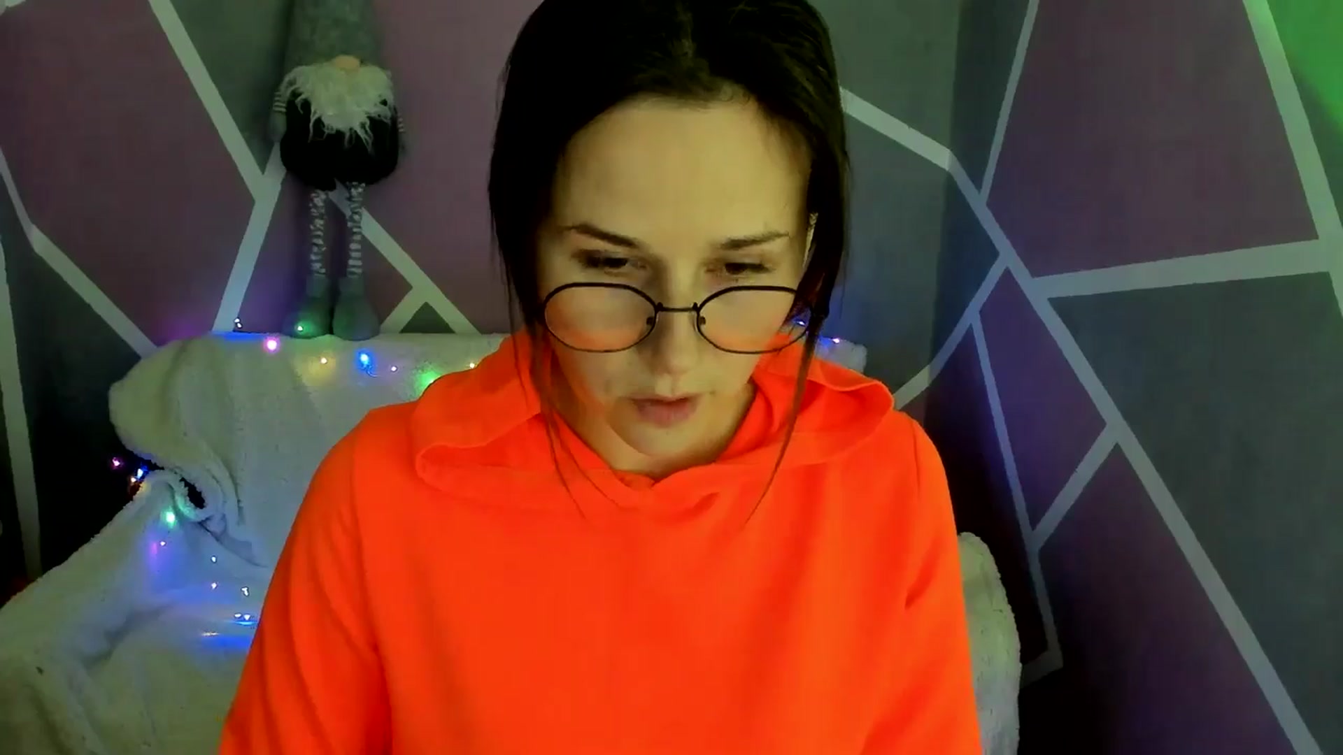 Gallery image thumbnail from Sexy_Ukr's myfreecams stream on, 12/04/2024, 18:16 image 4 of 20