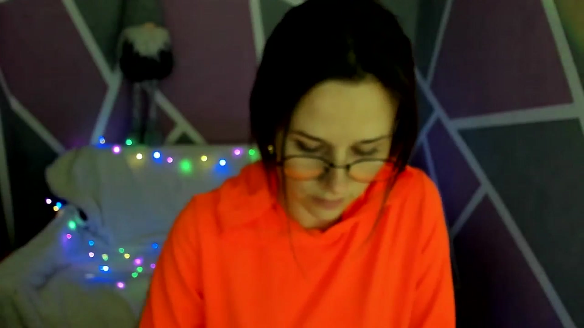 Gallery image thumbnail from Sexy_Ukr's myfreecams stream on, 12/04/2024, 18:16 image 2 of 20