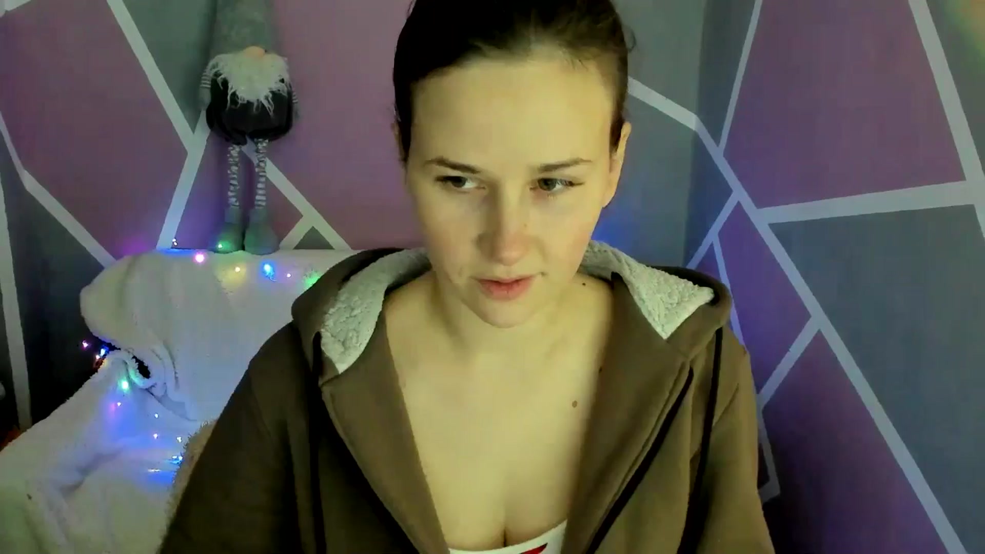 Gallery image thumbnail from Sexy_Ukr's myfreecams stream on, 12/05/2024, 17:15 image 10 of 20