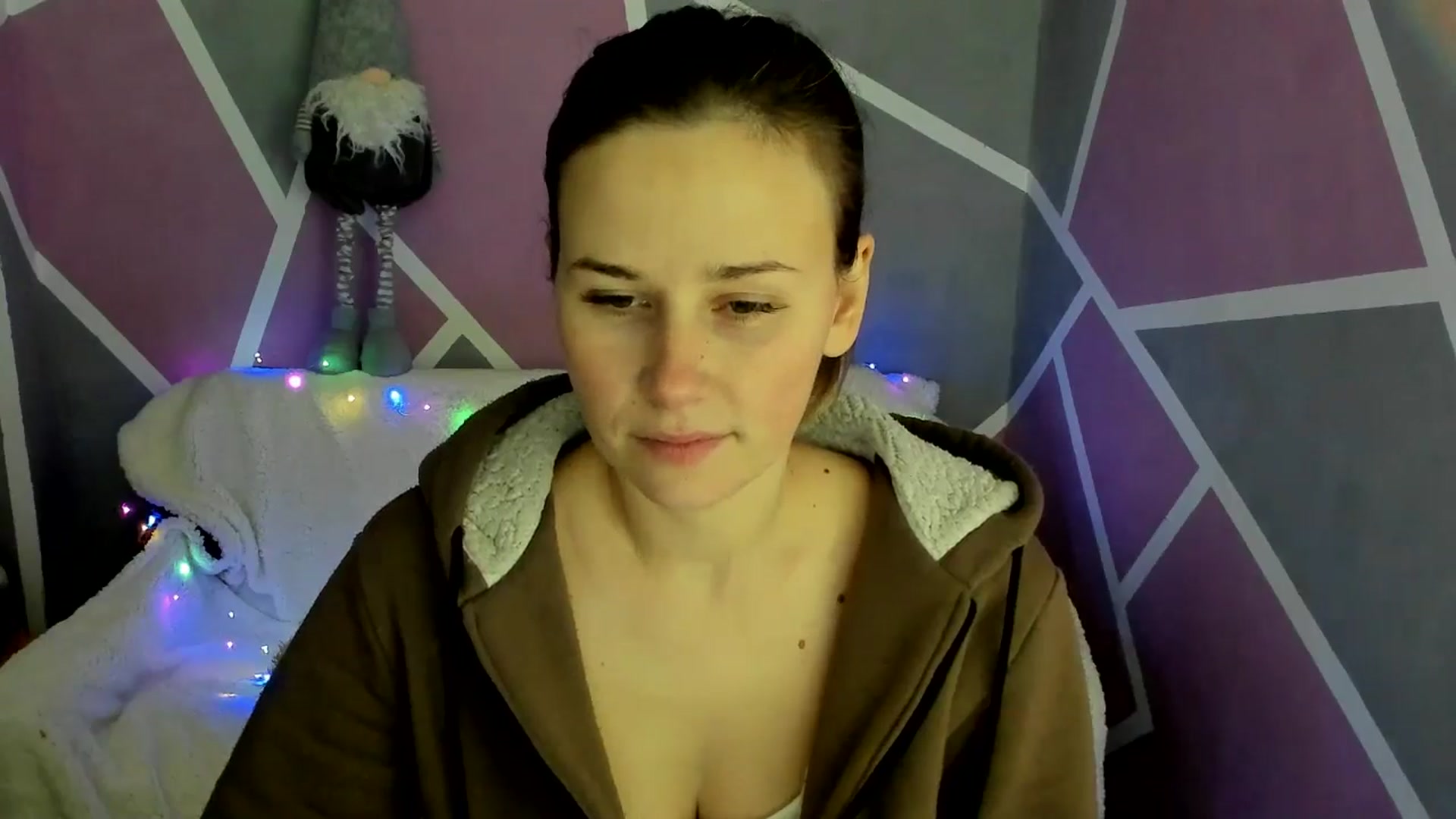 Gallery image thumbnail from Sexy_Ukr's myfreecams stream on, 12/05/2024, 17:15 image 5 of 20