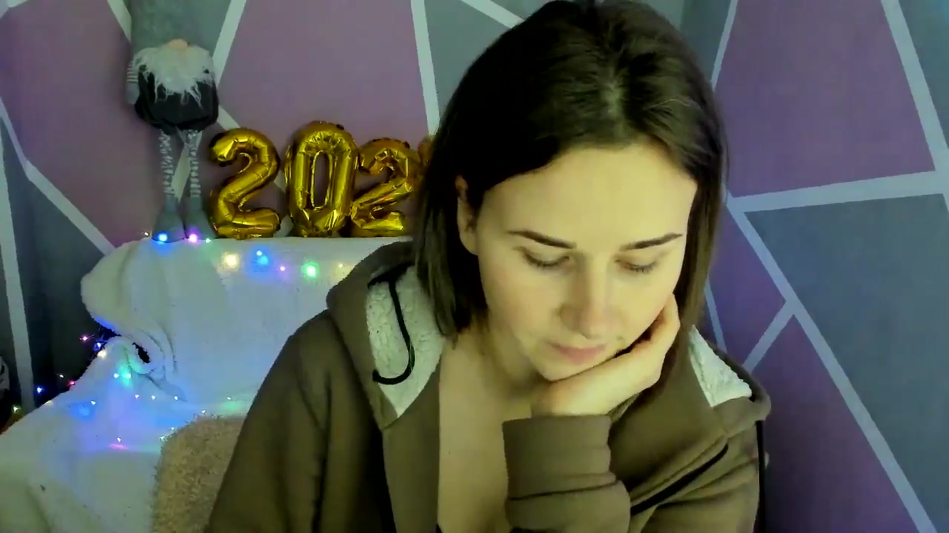 Gallery image thumbnail from Sexy_Ukr's myfreecams stream on, 12/14/2024, 19:51 image 10 of 20