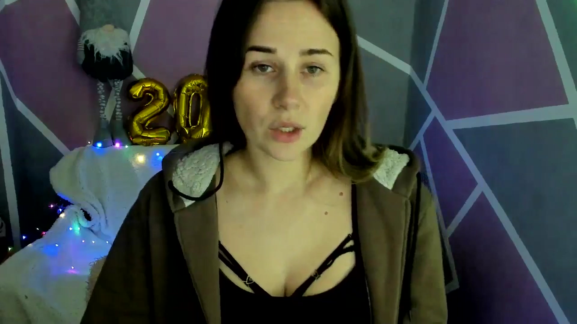 Gallery image thumbnail from Sexy_Ukr's myfreecams stream on, 12/14/2024, 19:51 image 15 of 20