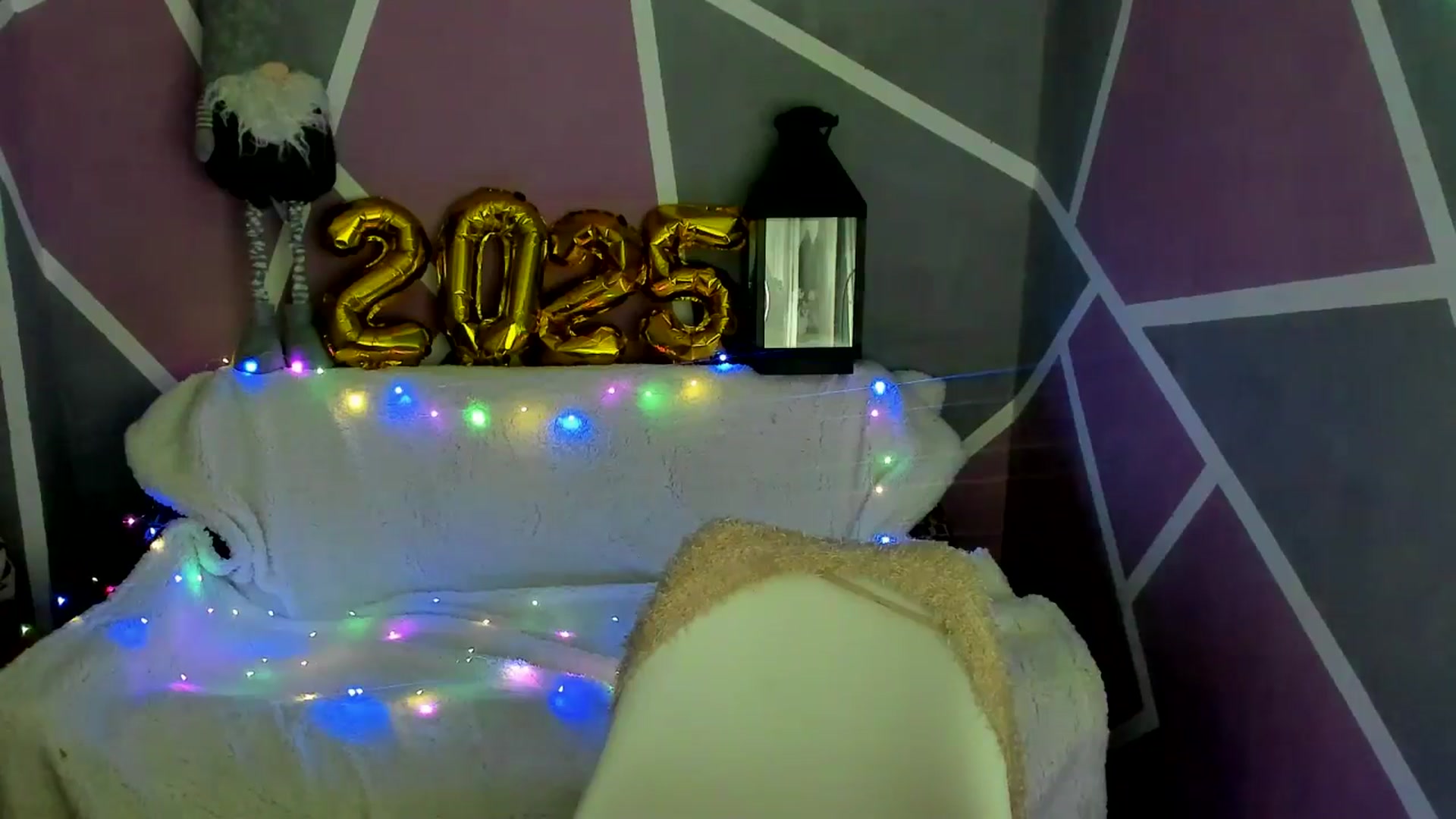 Gallery image thumbnail from Sexy_Ukr's myfreecams stream on, 12/15/2024, 17:05 image 12 of 20