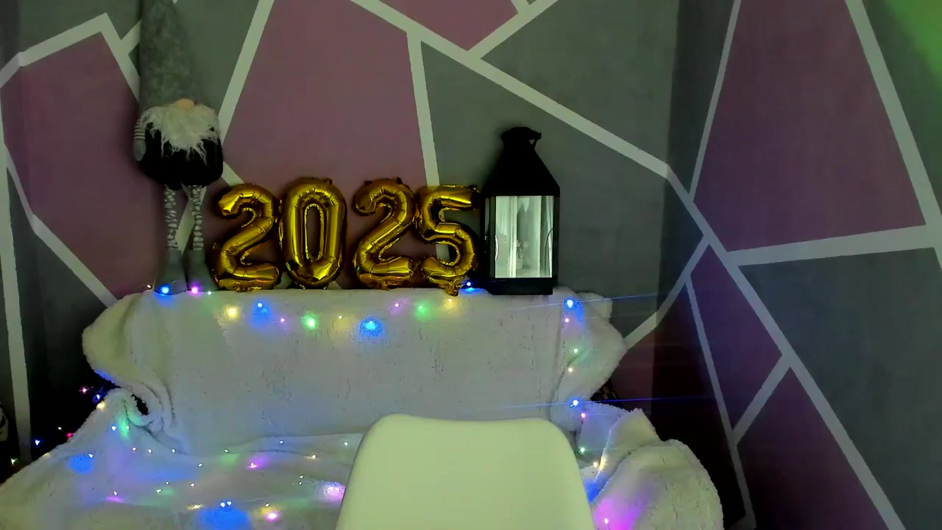 Gallery image thumbnail from Sexy_Ukr's myfreecams stream on, 12/15/2024, 18:08 image 4 of 20