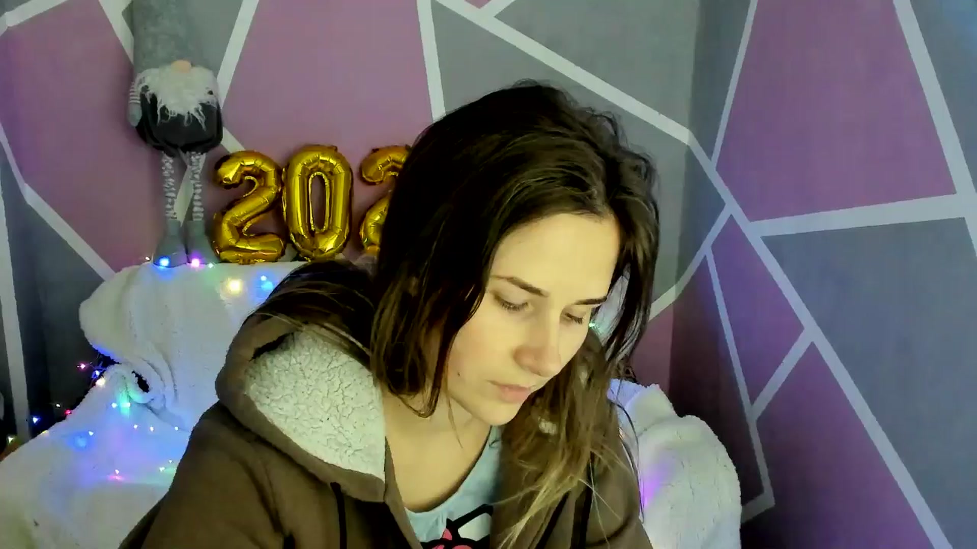 Gallery image thumbnail from Sexy_Ukr's myfreecams stream on, 12/16/2024, 17:20 image 4 of 20