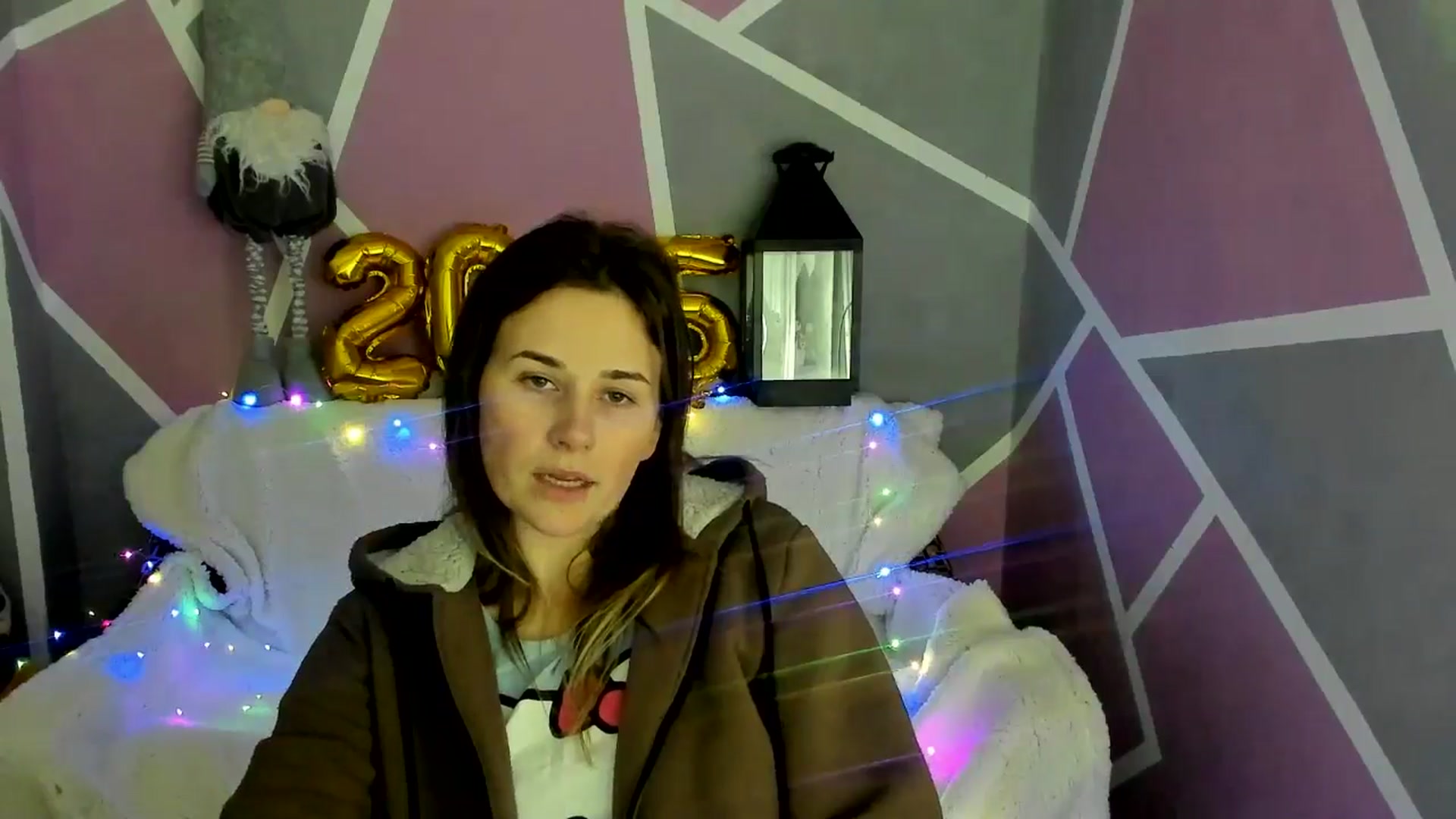 Gallery image thumbnail from Sexy_Ukr's myfreecams stream on, 12/16/2024, 17:20 image 15 of 20
