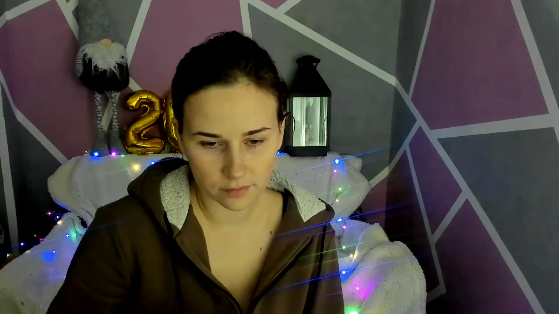 Gallery image thumbnail from Sexy_Ukr's myfreecams stream on, 12/17/2024, 17:14 image 19 of 20
