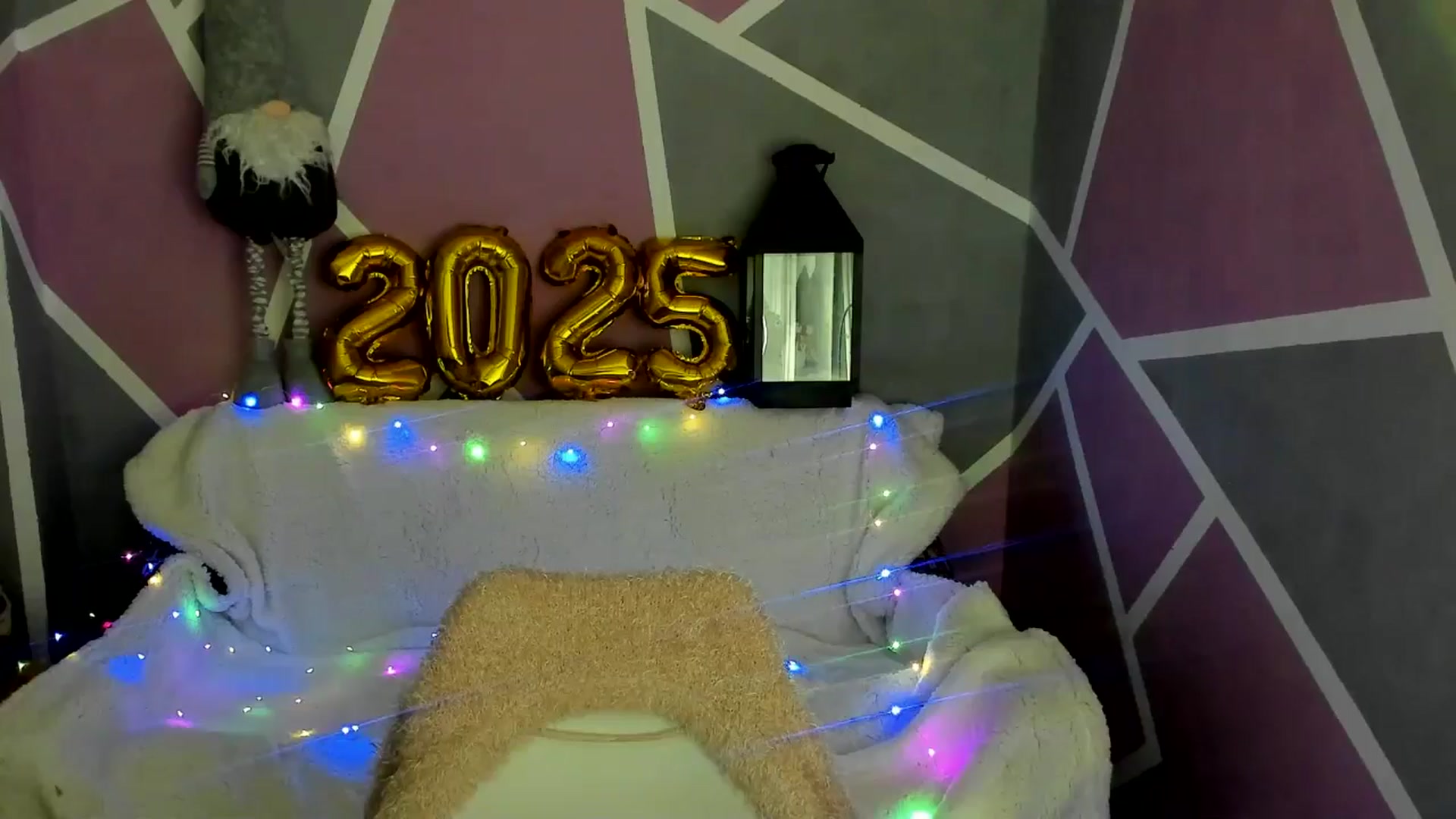 Gallery image thumbnail from Sexy_Ukr's myfreecams stream on, 12/17/2024, 17:14 image 12 of 20