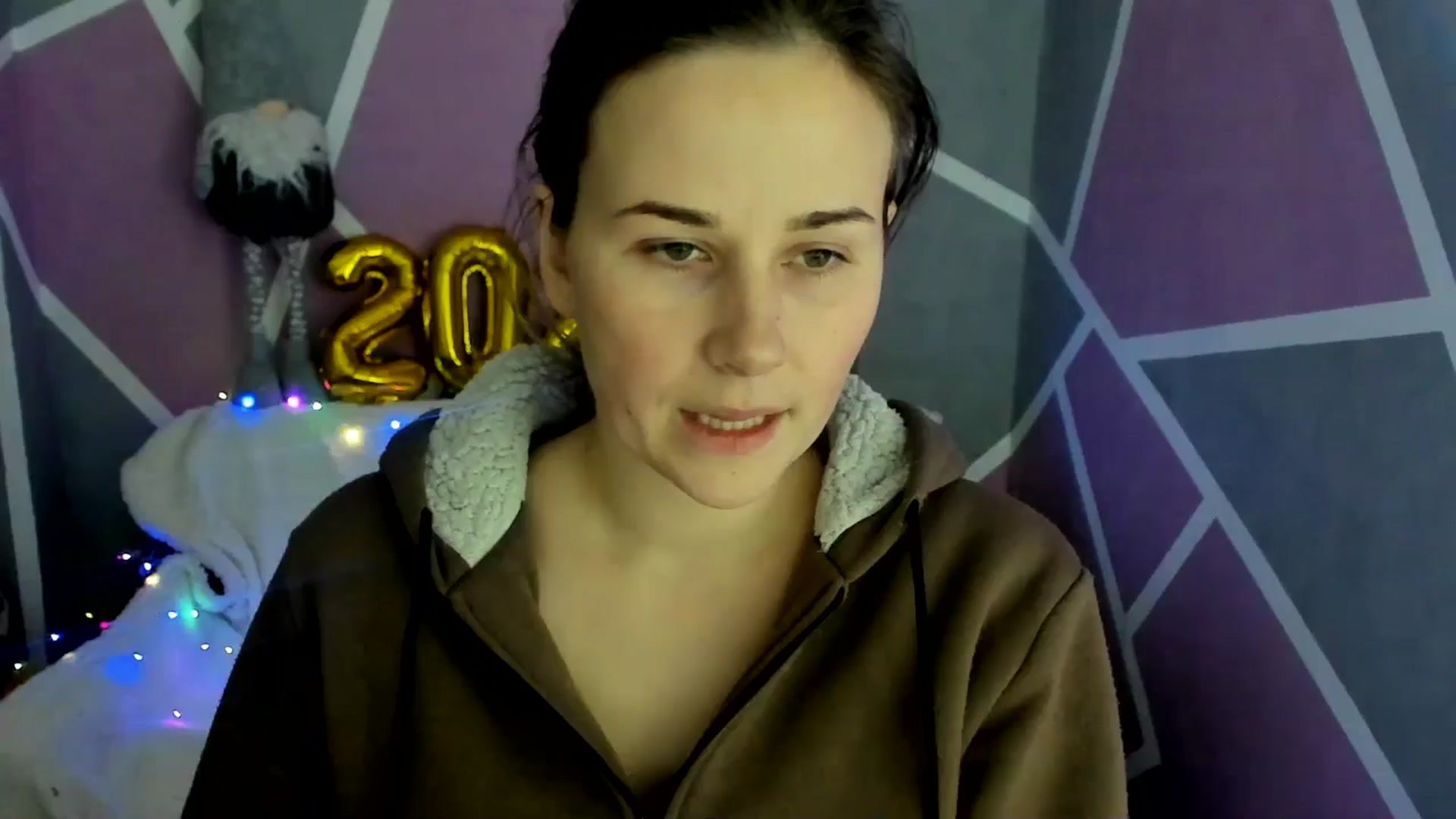 Gallery image thumbnail from Sexy_Ukr's myfreecams stream on, 12/17/2024, 18:01 image 1 of 20